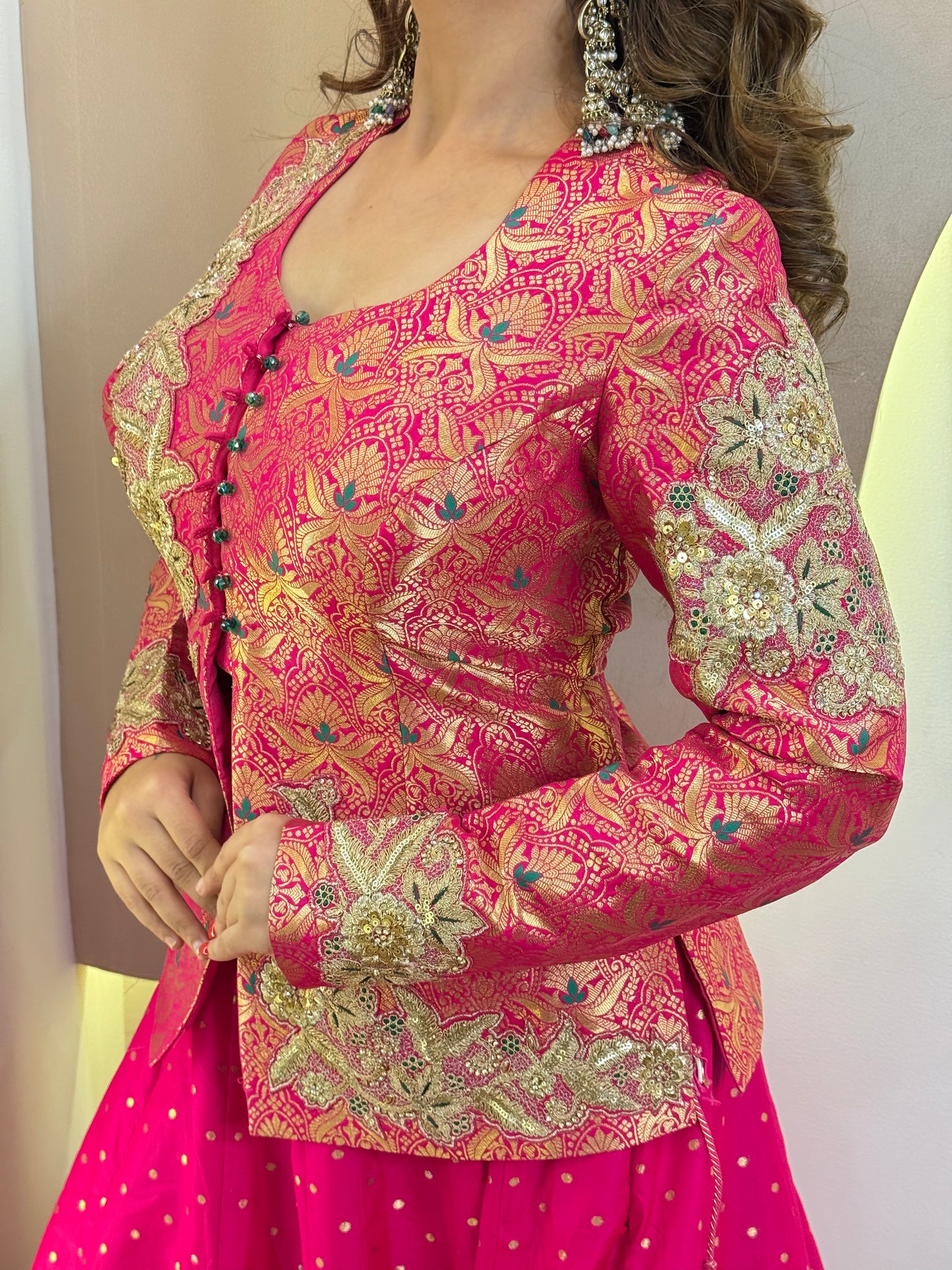 AASMA OUTFIT LEHNGA CHOLI