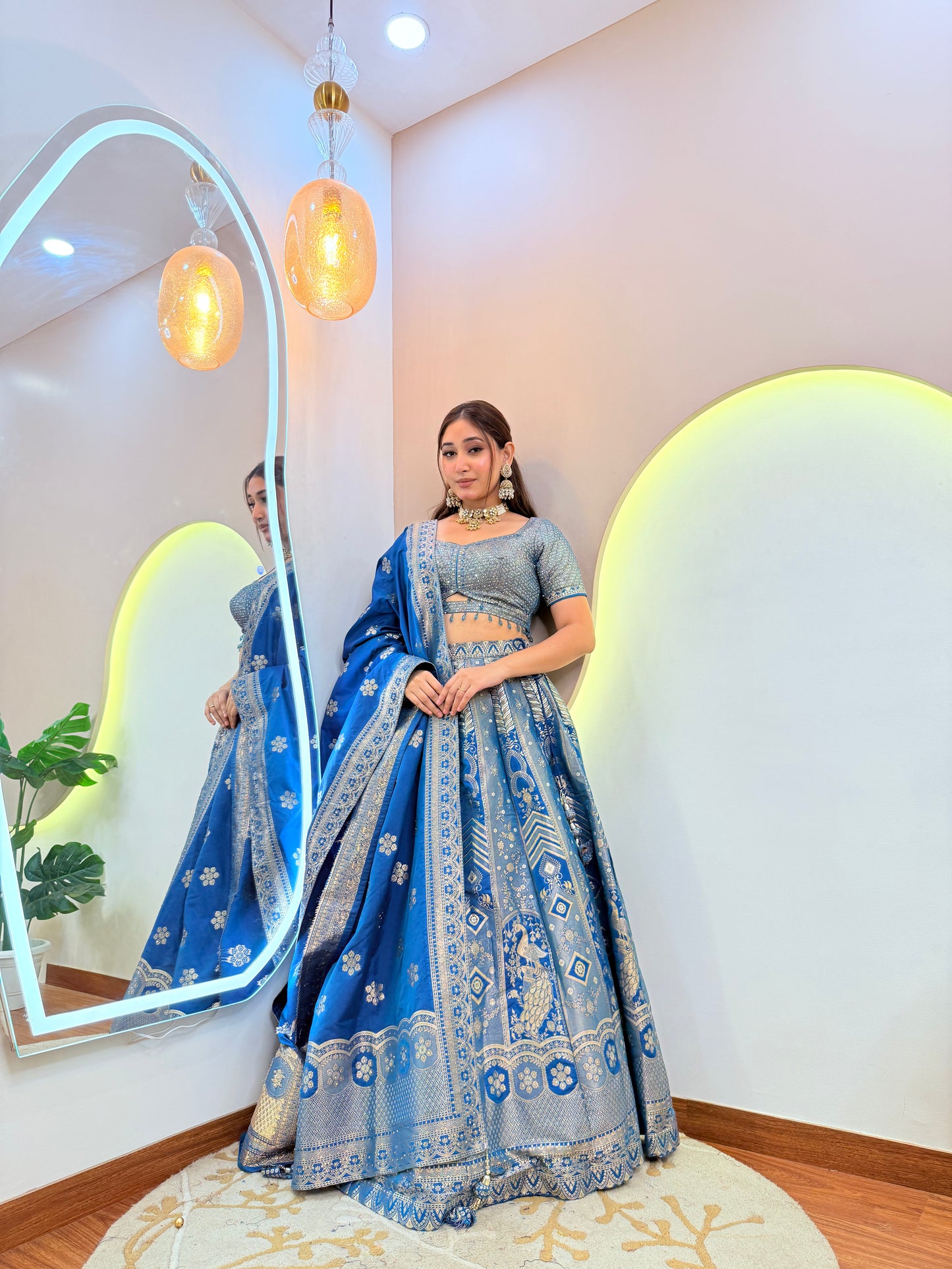 MAHI – Crop Top Skirt