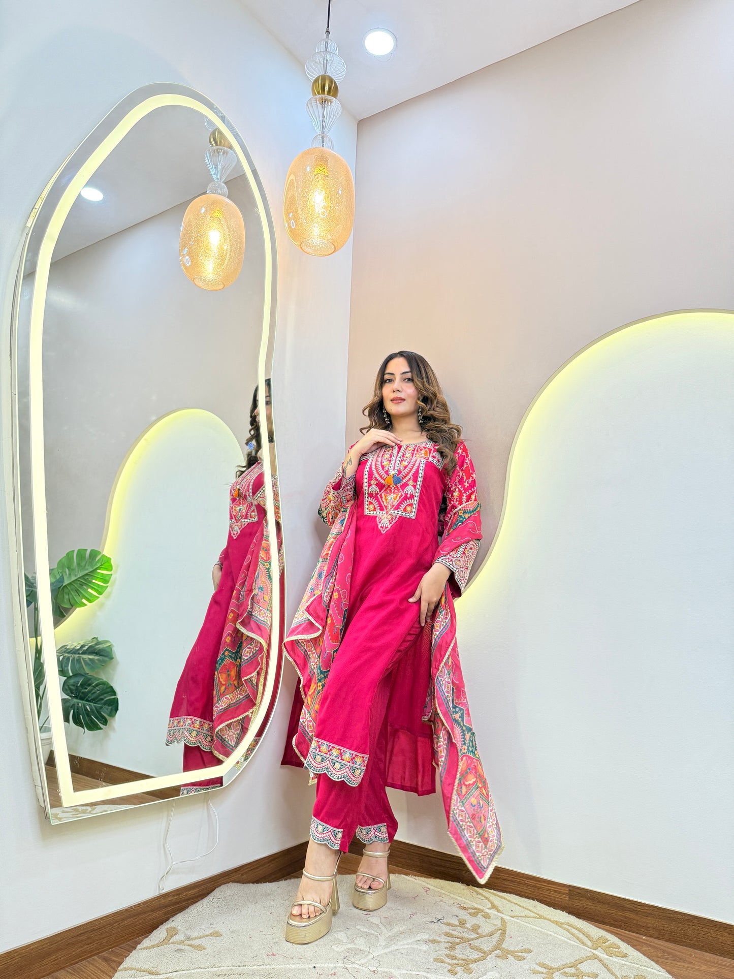 MAGENTA OUTFIT PANT SUIT