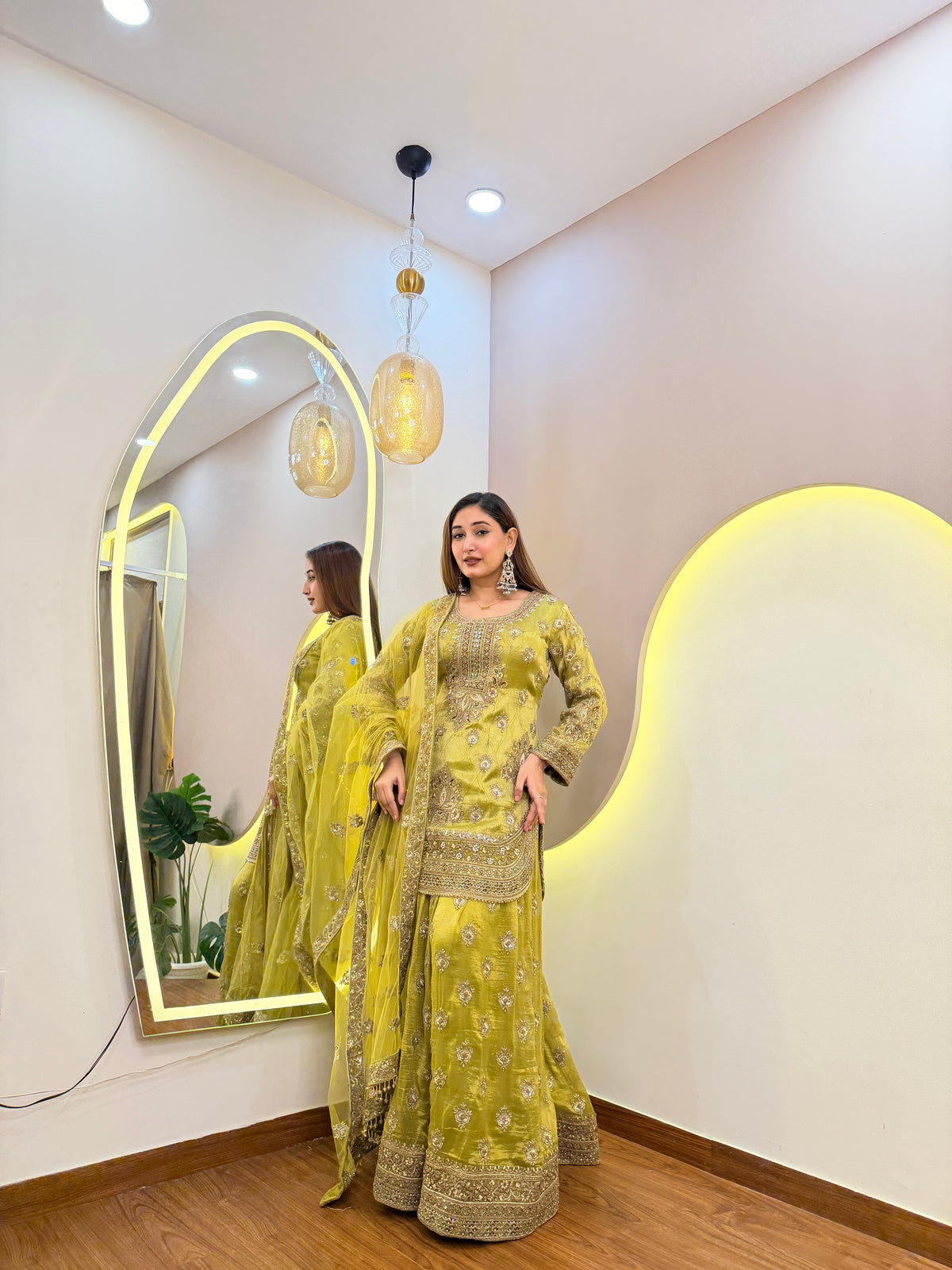 E653 3PC SHARARA SUIT