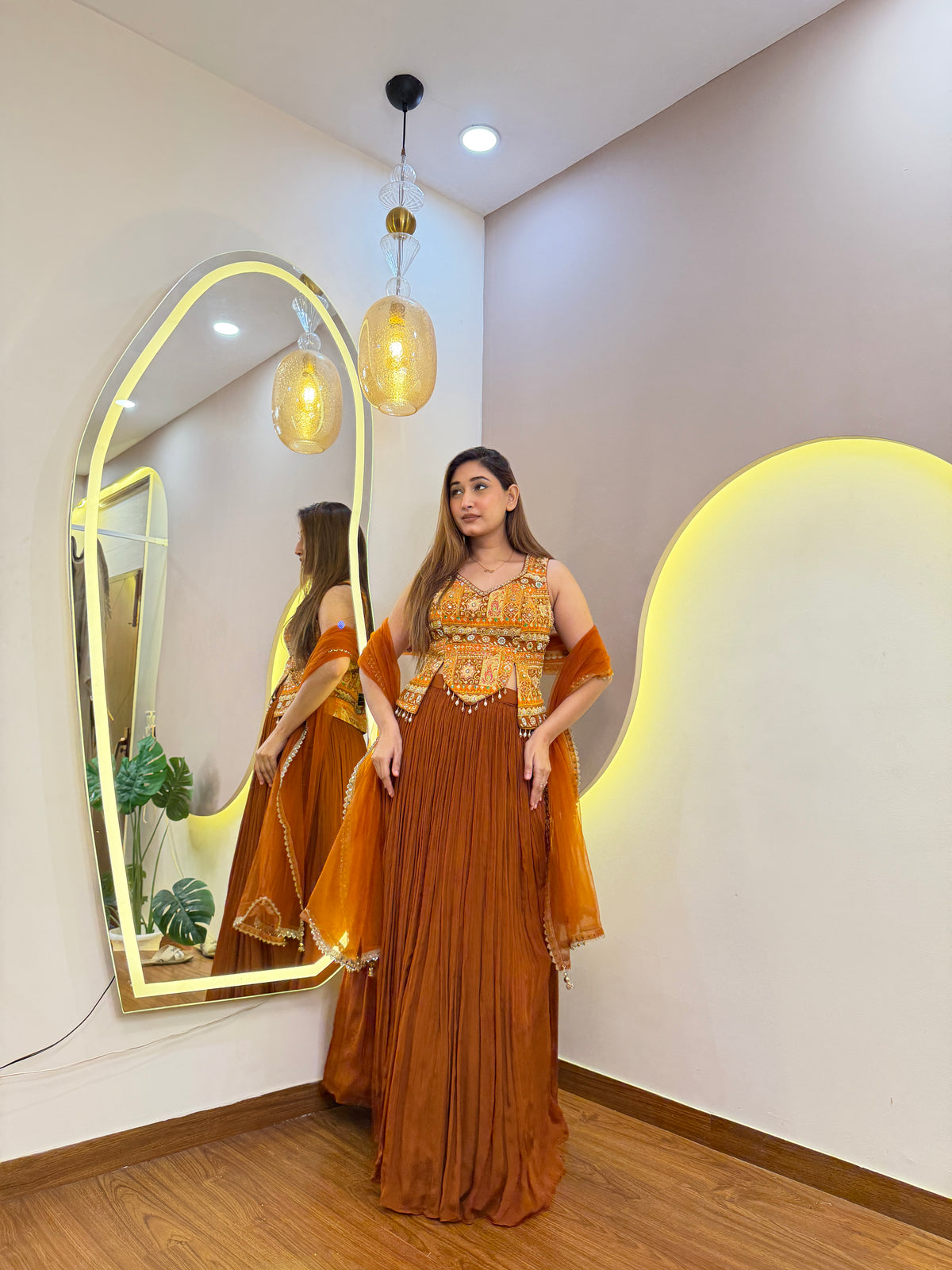 E714 LEHENGA CHOLI
