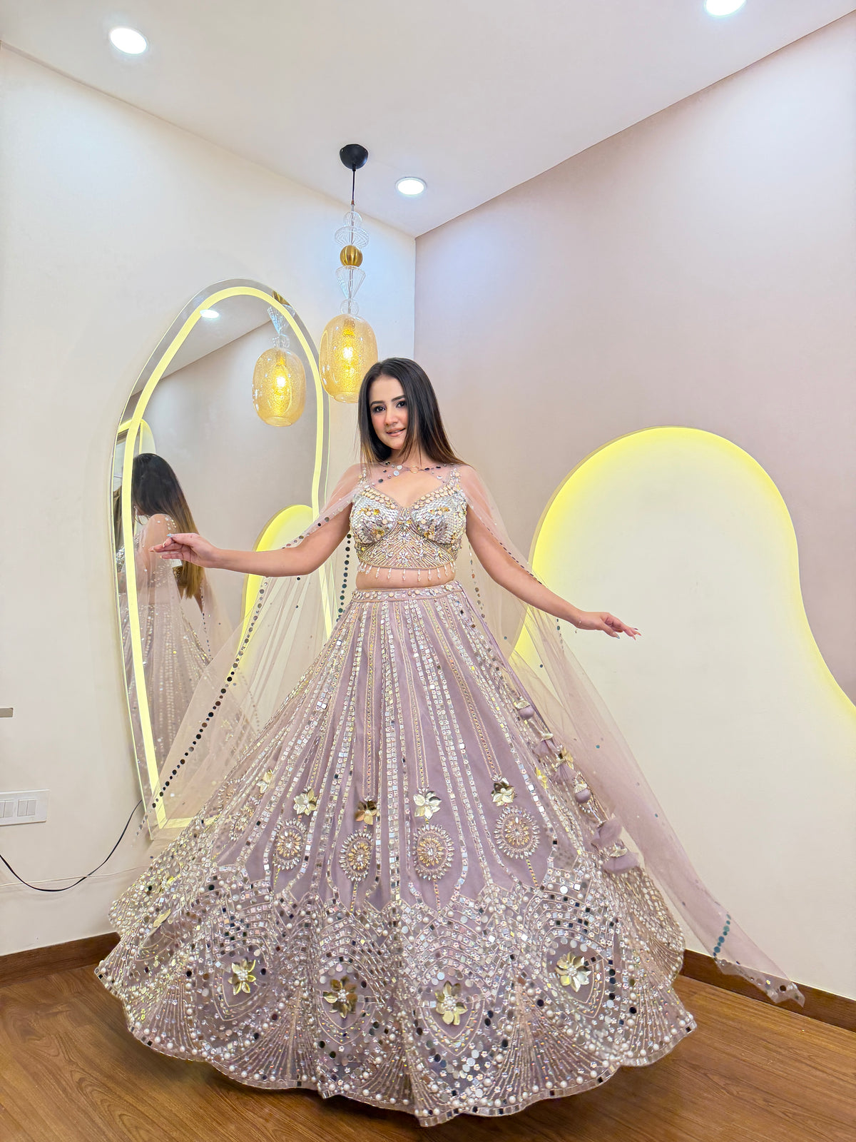E577 AARFA REGAL LEHENGA