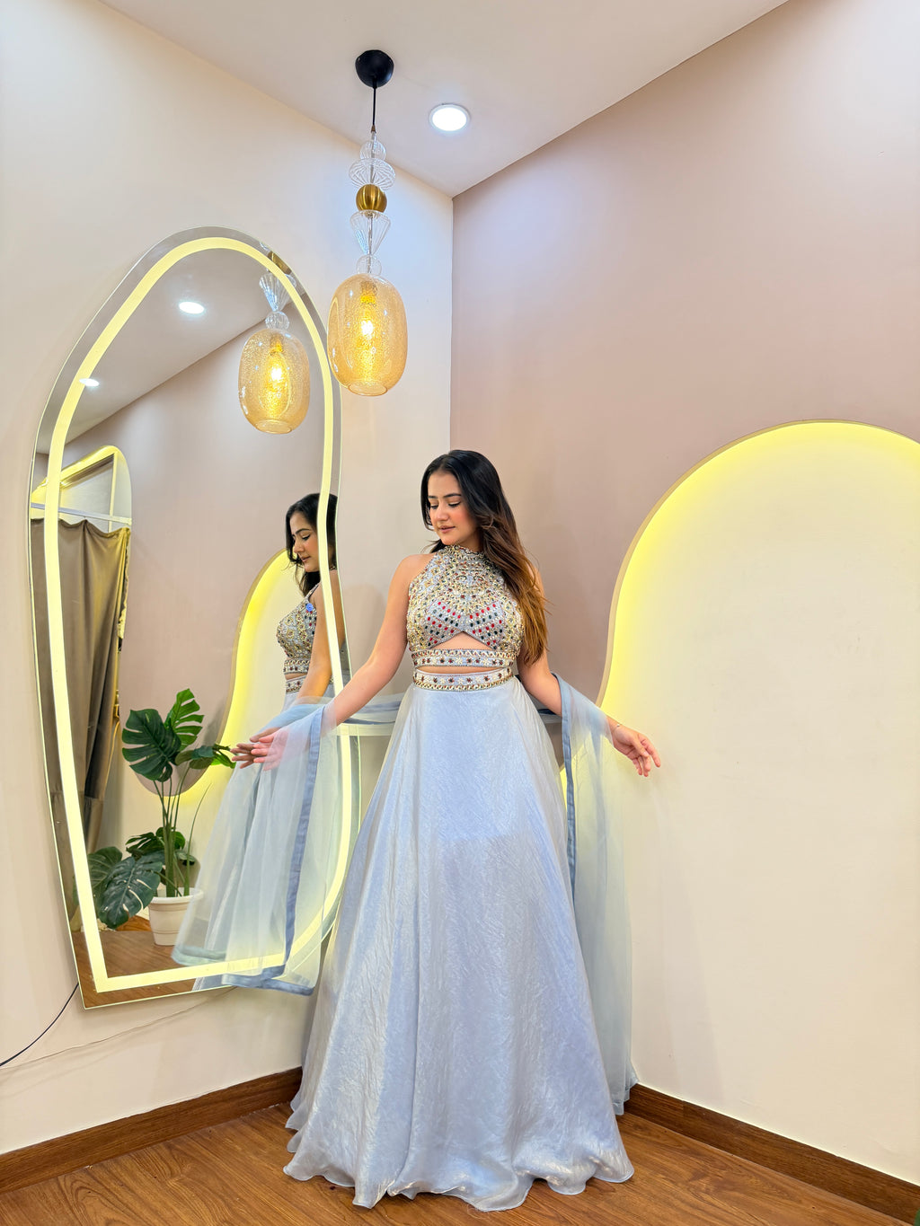 E270 3PC LEHENGA WITH CHOLI