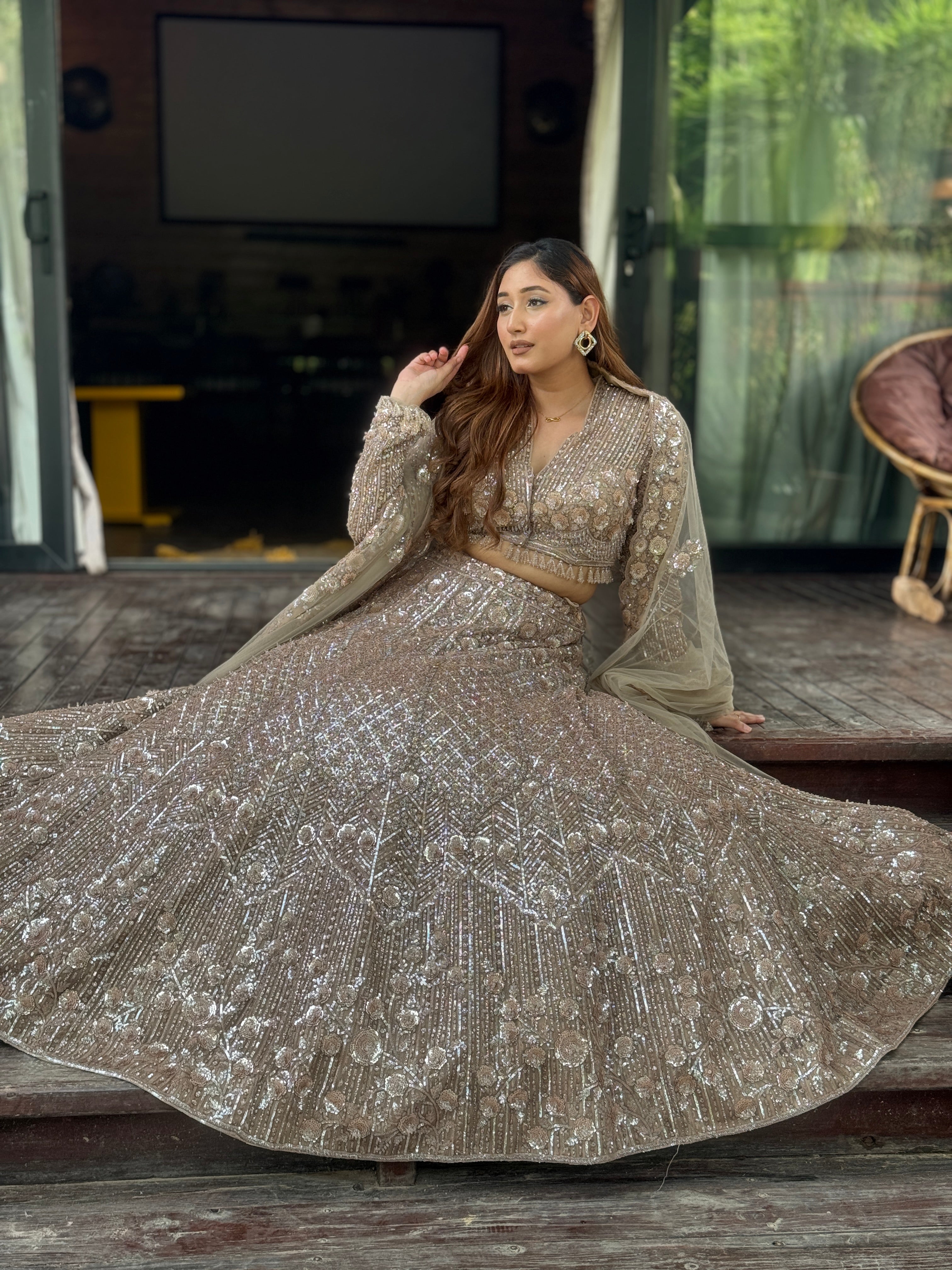 E426 AARFA REGAL LEHENGA