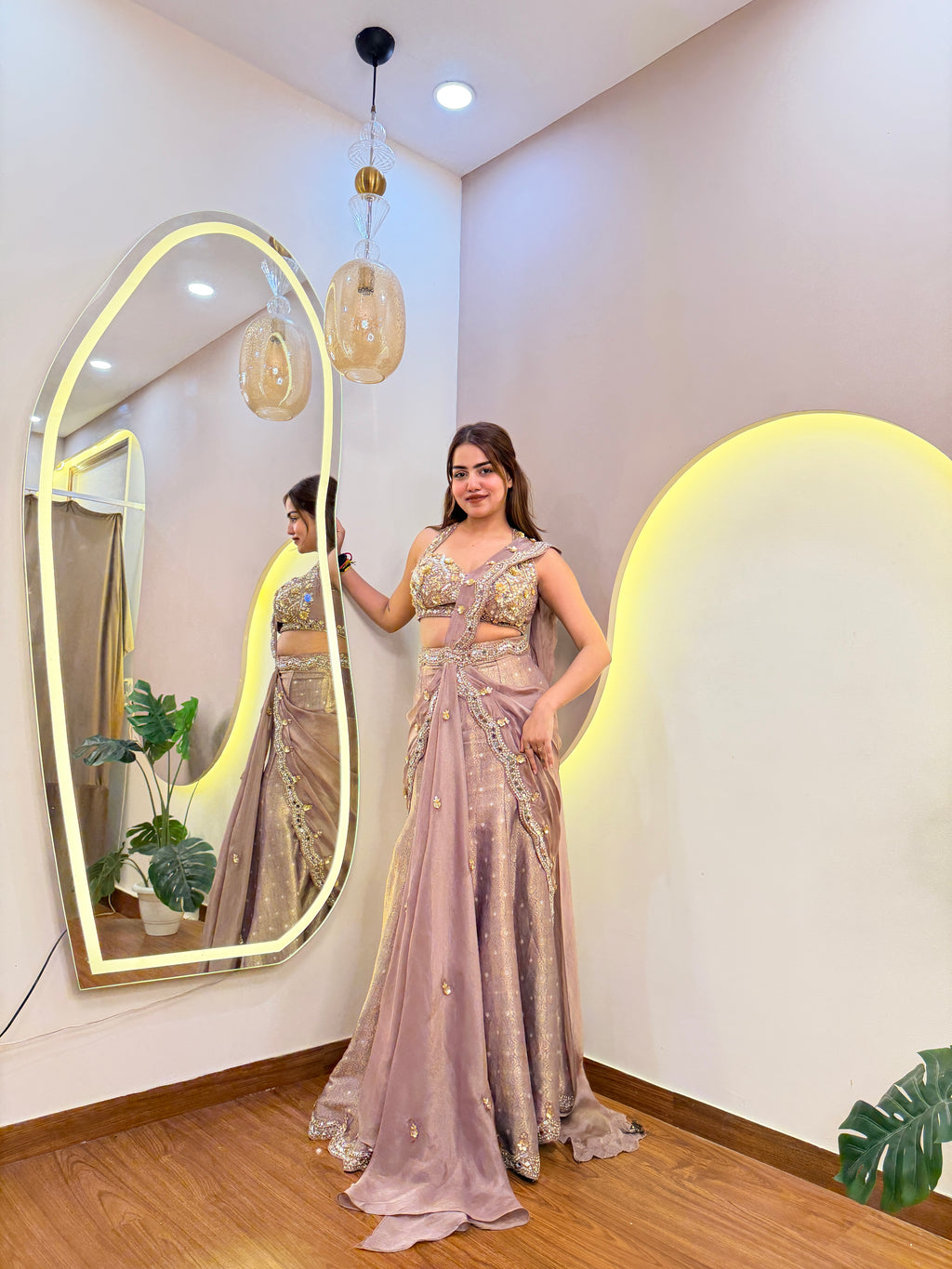 E684 AARFA REGAL DRAPE SAREE
