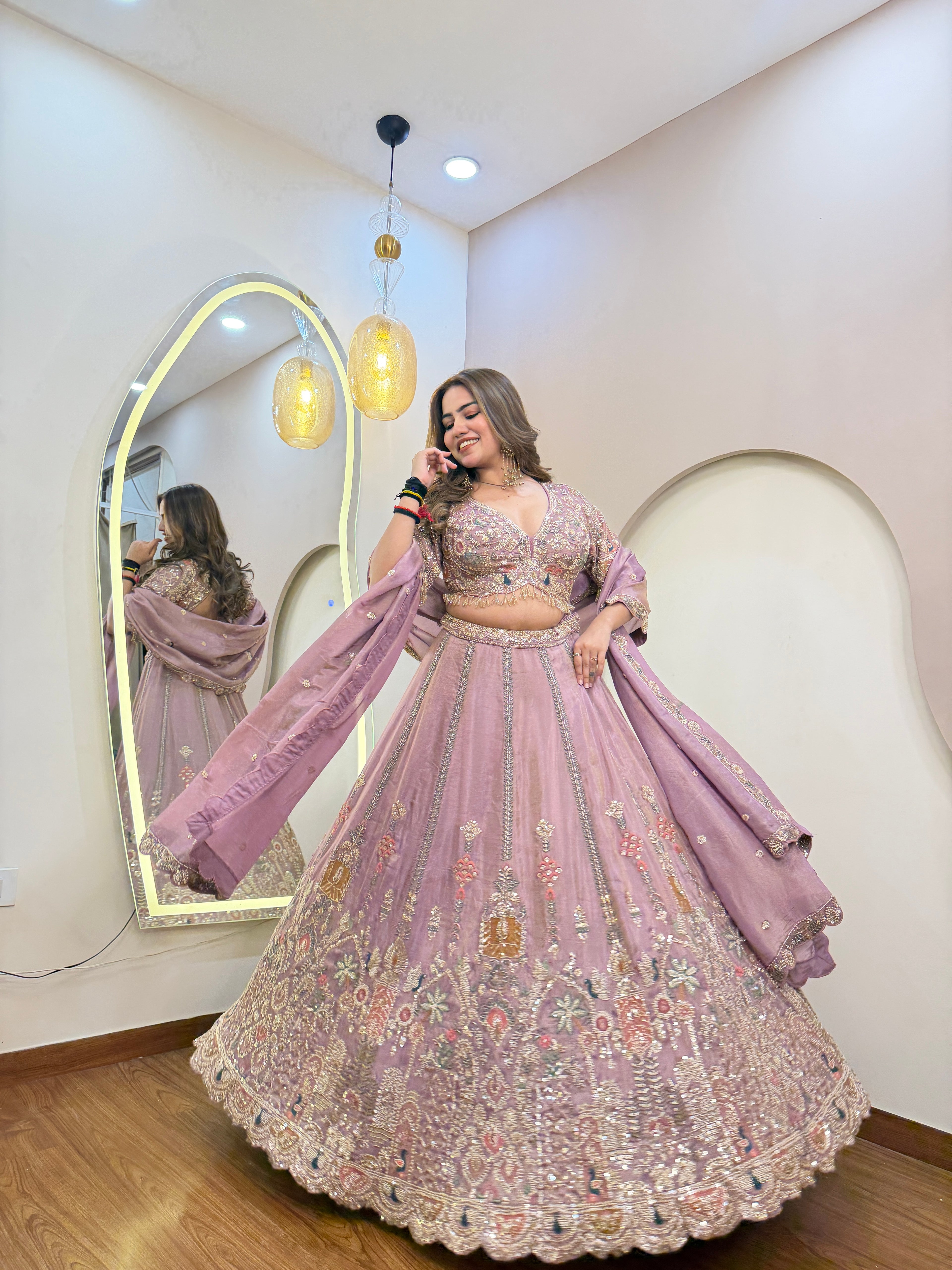 E499 AARFA REGAL LEHENGA