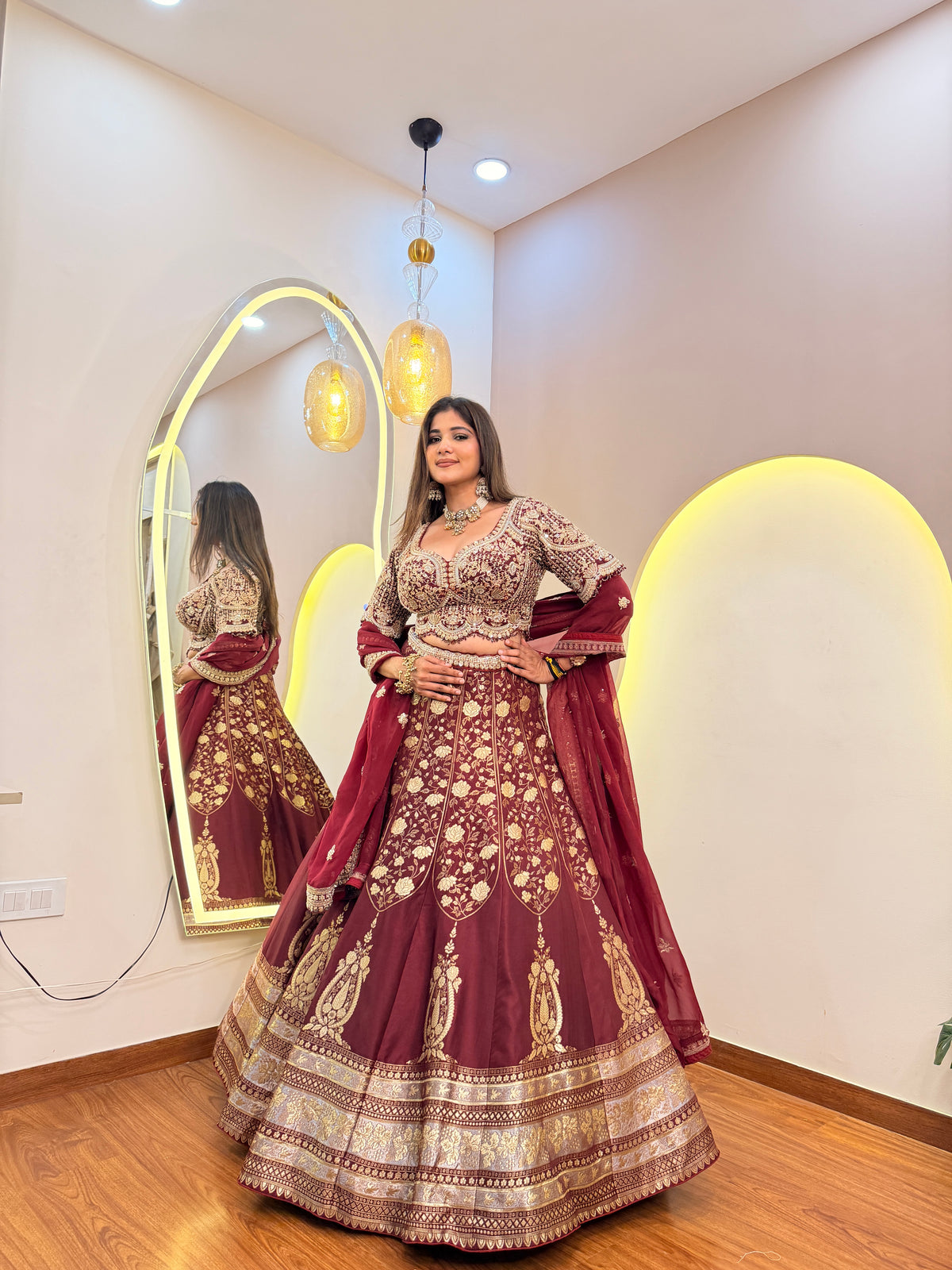 E709 LEHENGA