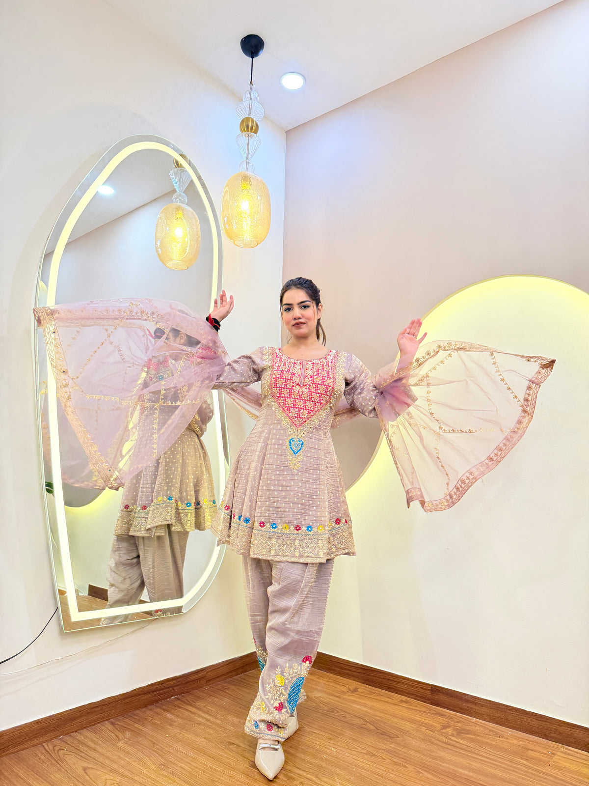 E839 SHORT PEPLUM 3PC SUIT
