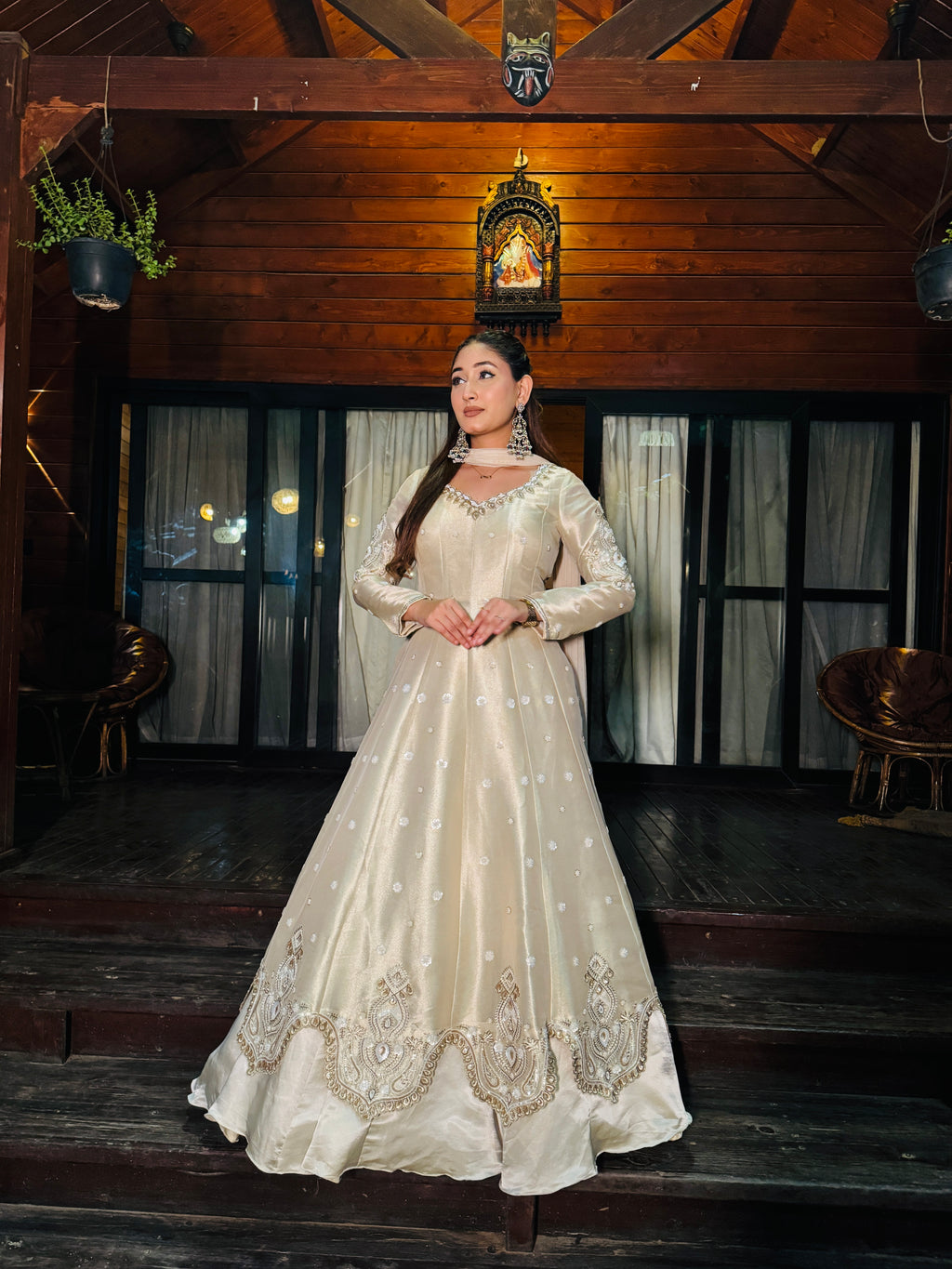 E176 AARFA REGAL ANARKALI