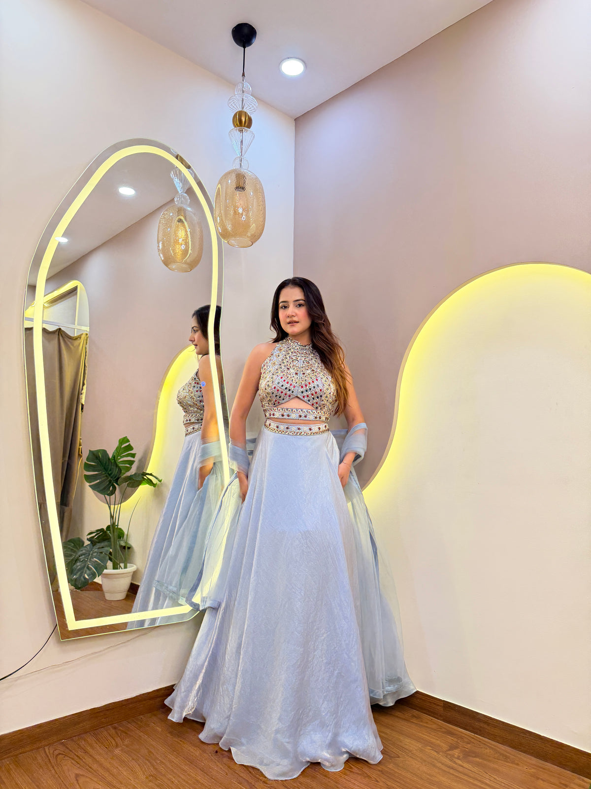 E270 3PC LEHENGA WITH CHOLI