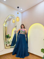 E26 CROP TOP SKIRT
