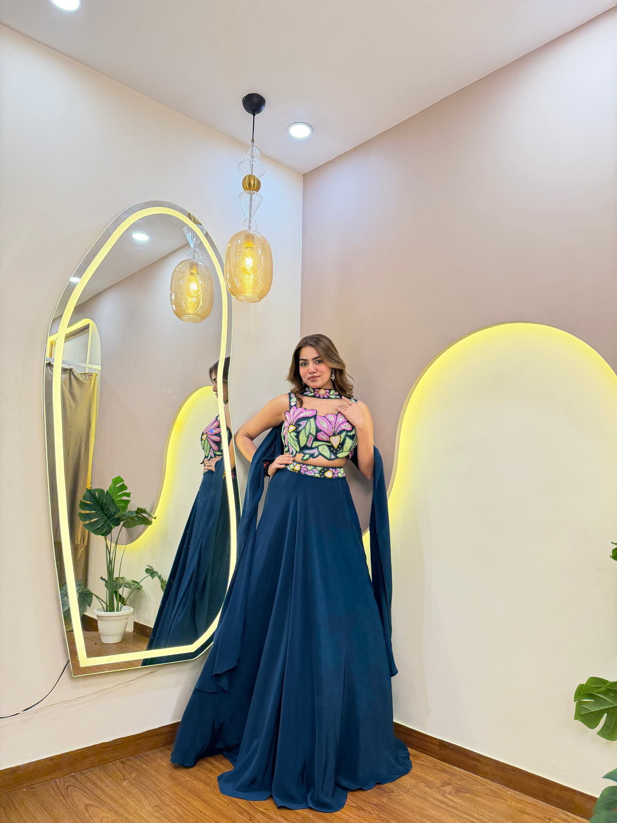 E26 CROP TOP SKIRT