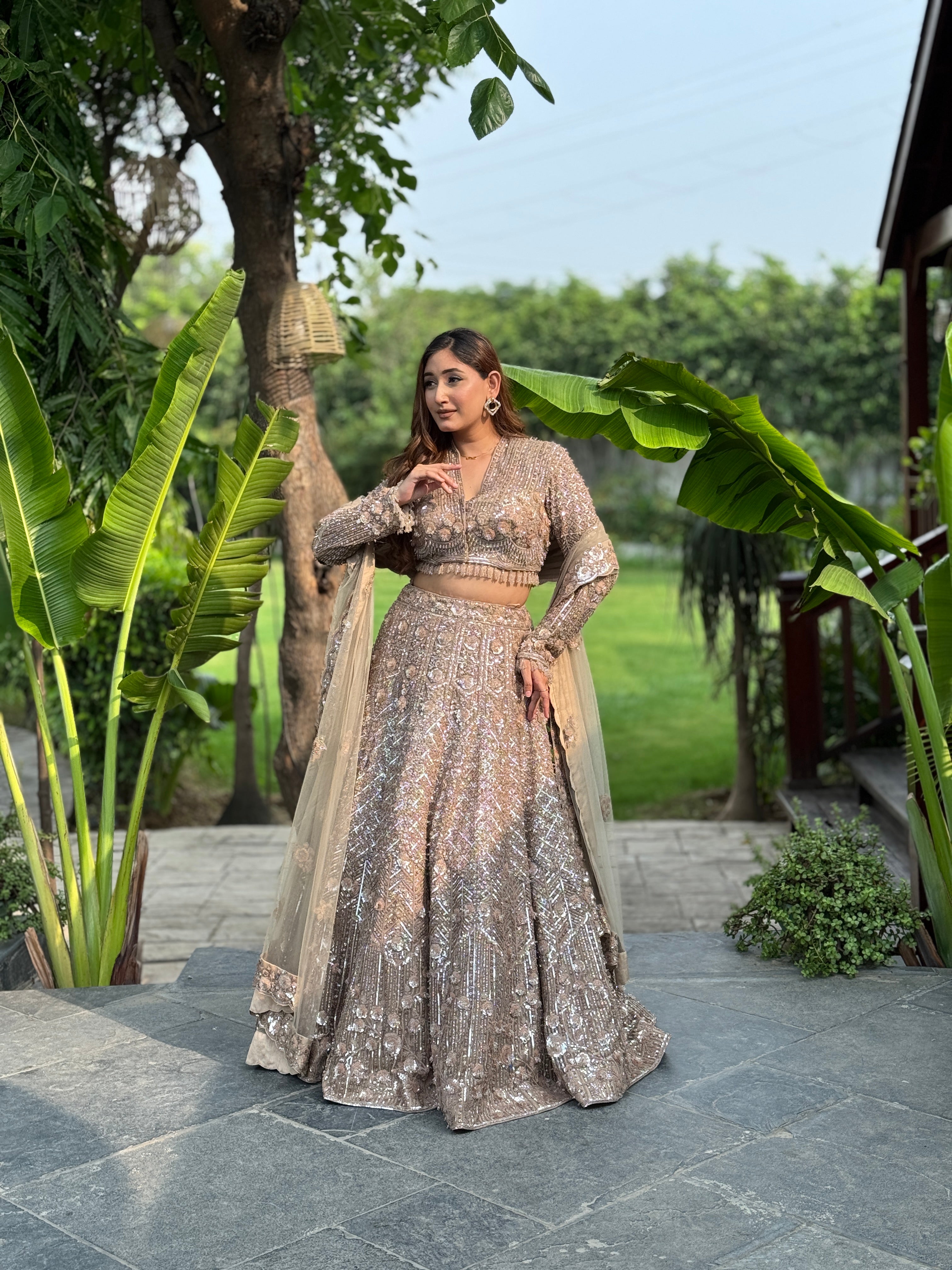 E426 AARFA REGAL LEHENGA