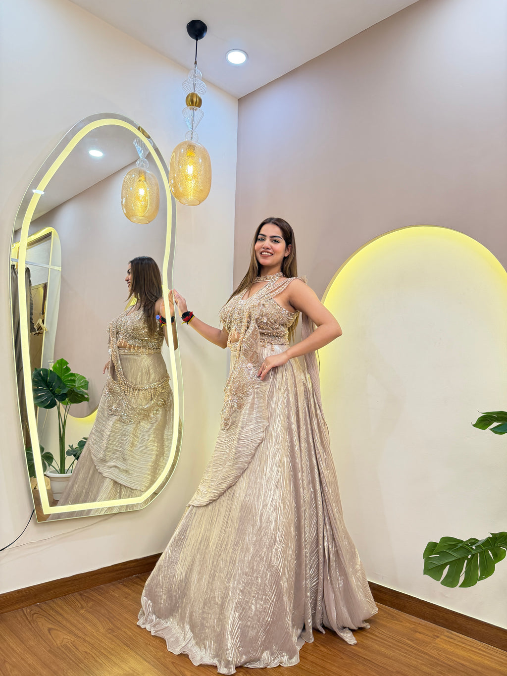 E418 AARFA REGAL LEHENGA