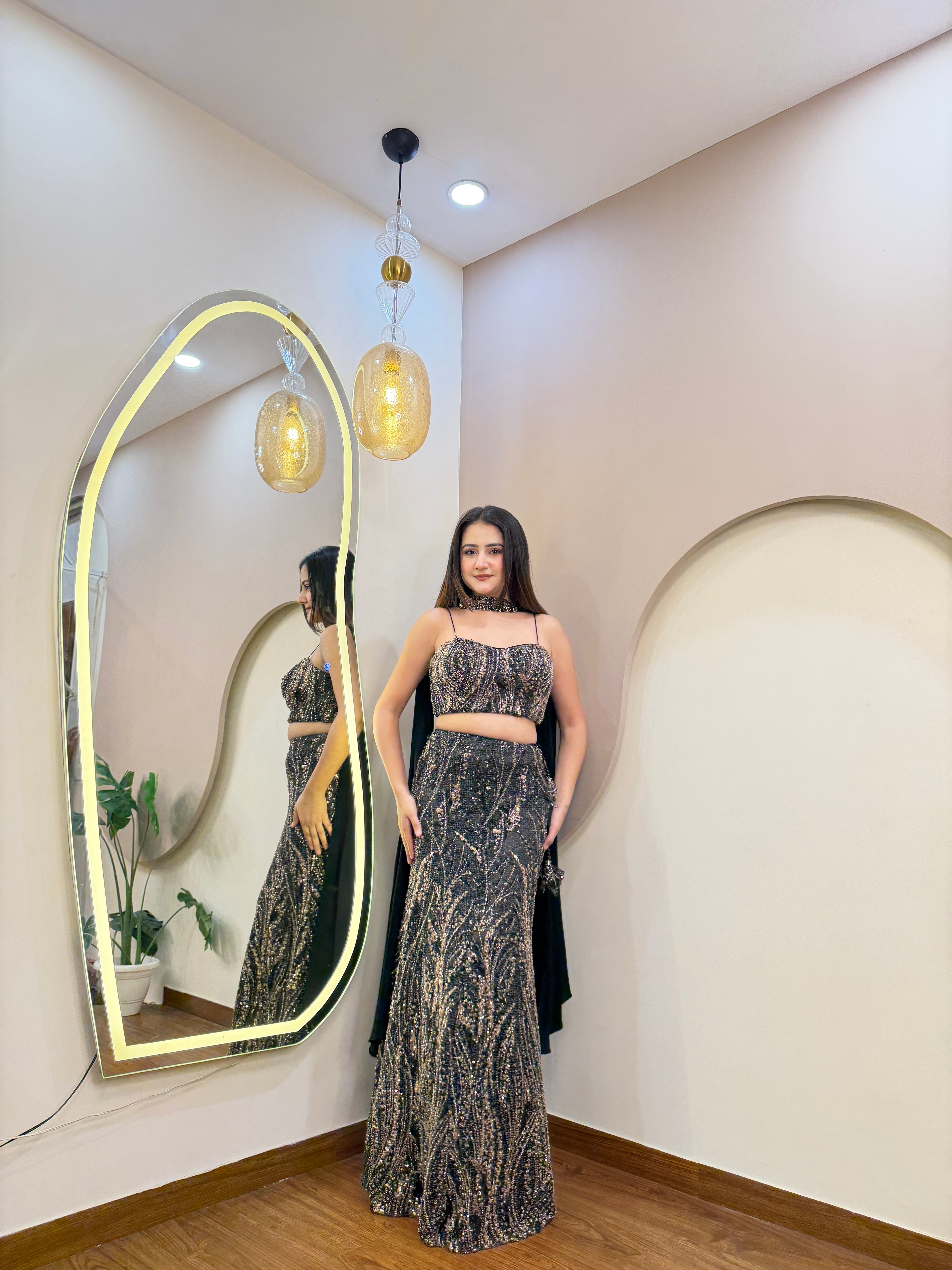 E402 CROP TOP SKIRT