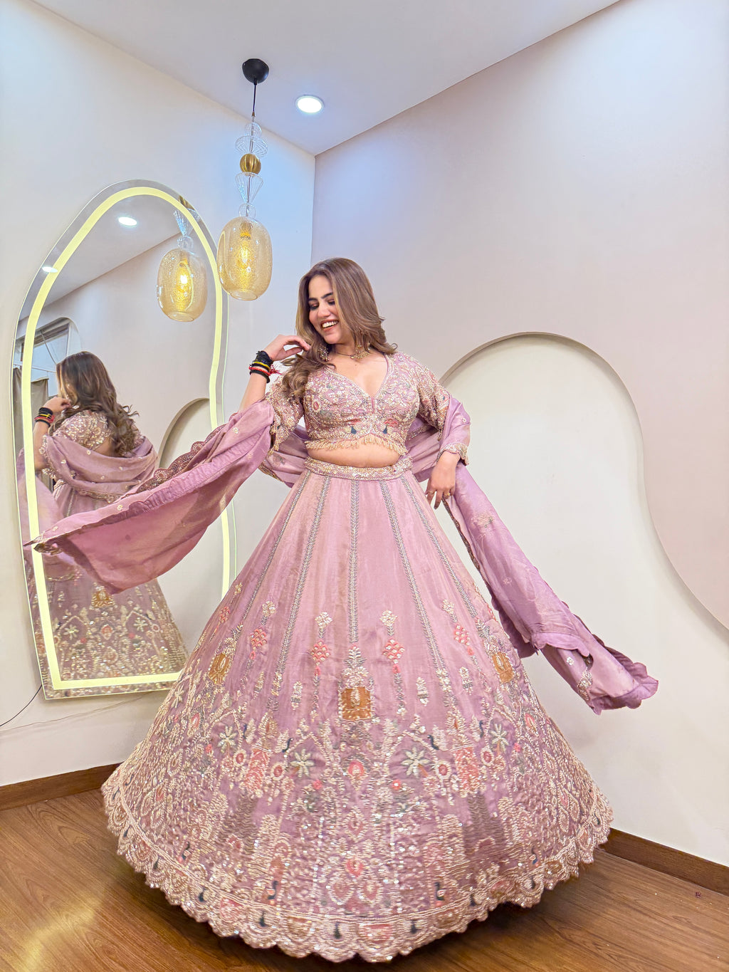 E499 AARFA REGAL LEHENGA