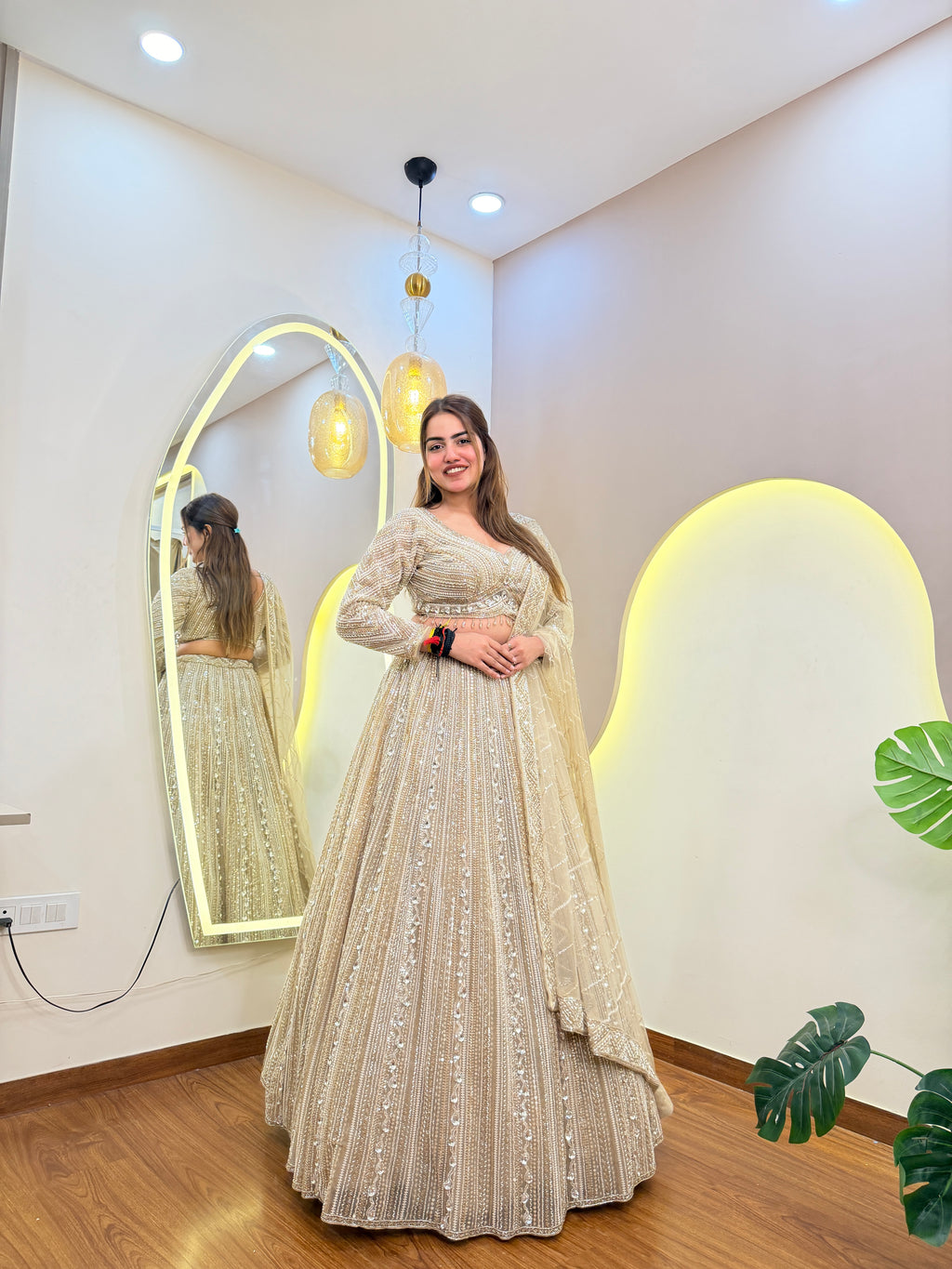 E665 AARFA REGAL LEHENGA