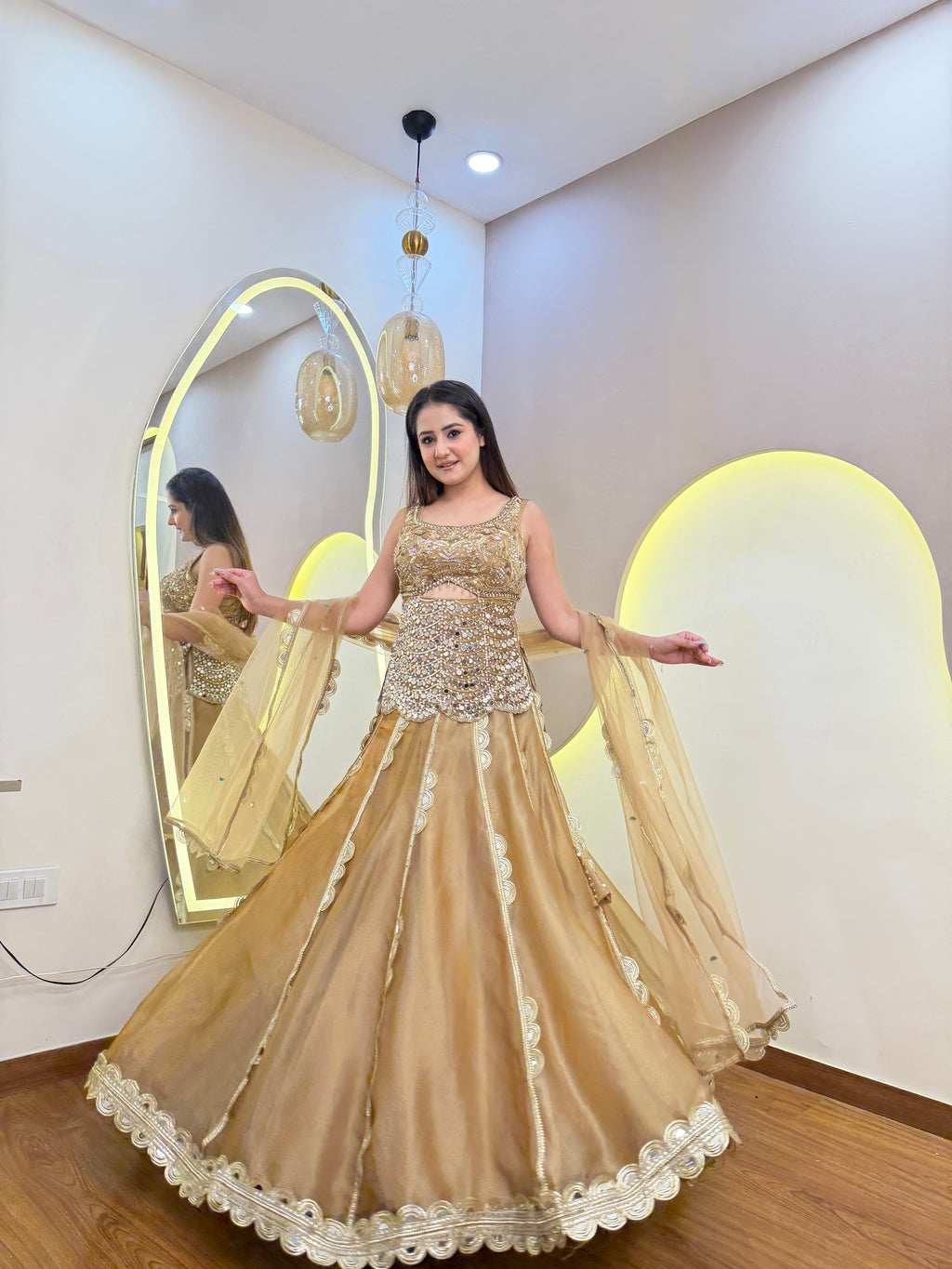 E629 LEHENGA CHOLI