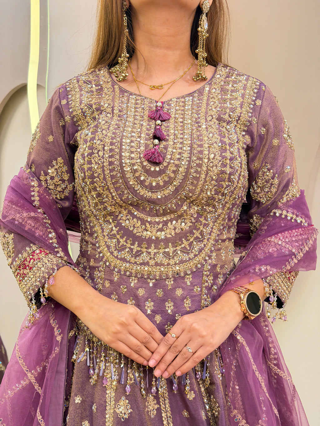 E472 AARFA REGAL LEHENGA