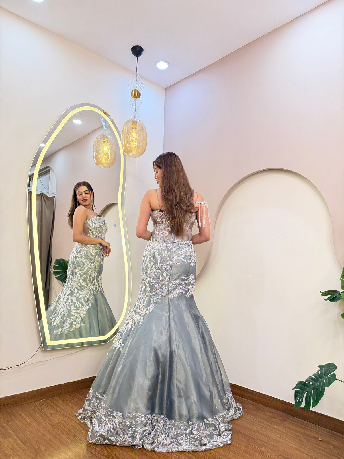 E526 AARFA REGAL MERMAID GOWN