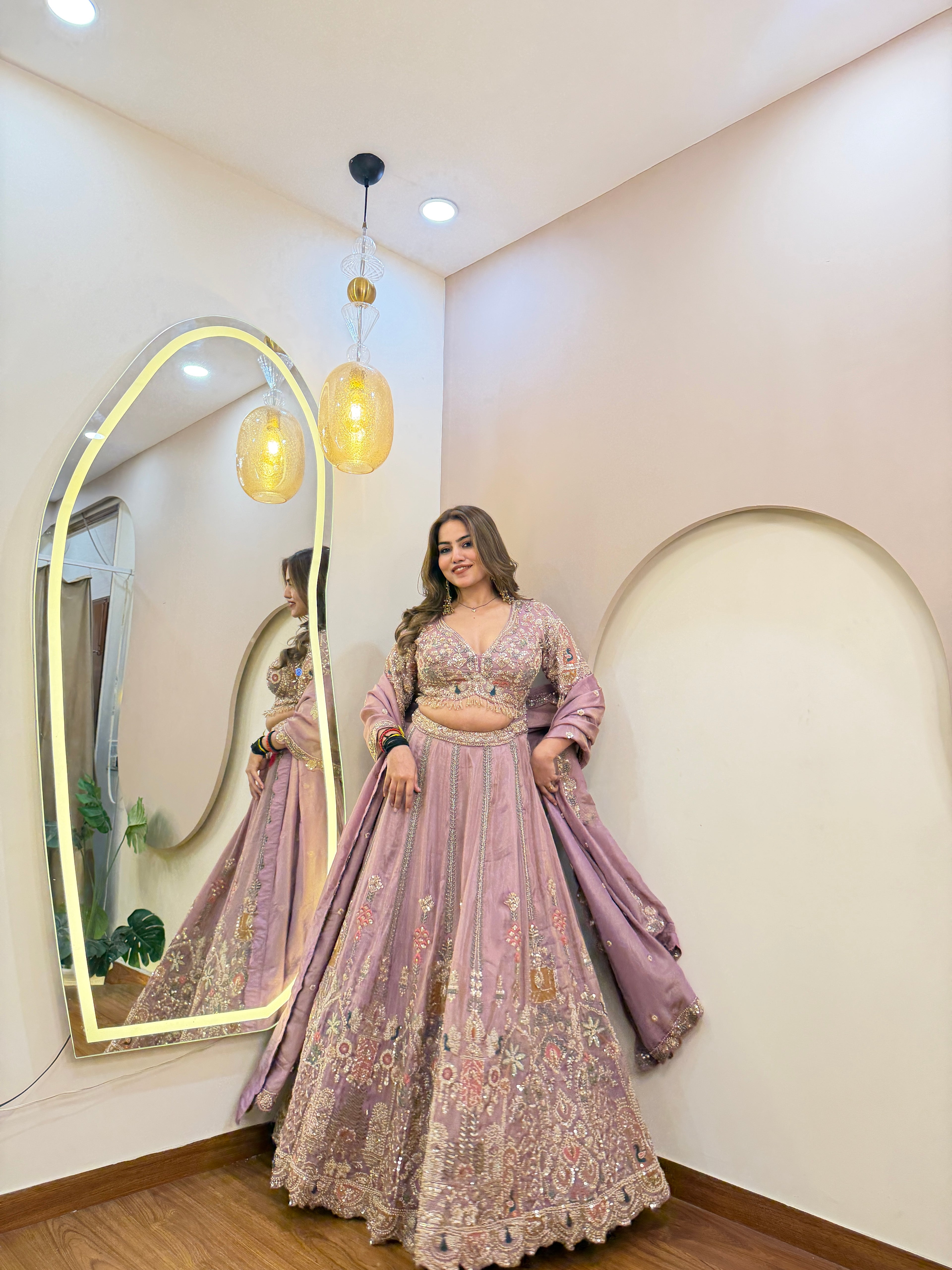 E499 AARFA REGAL LEHENGA