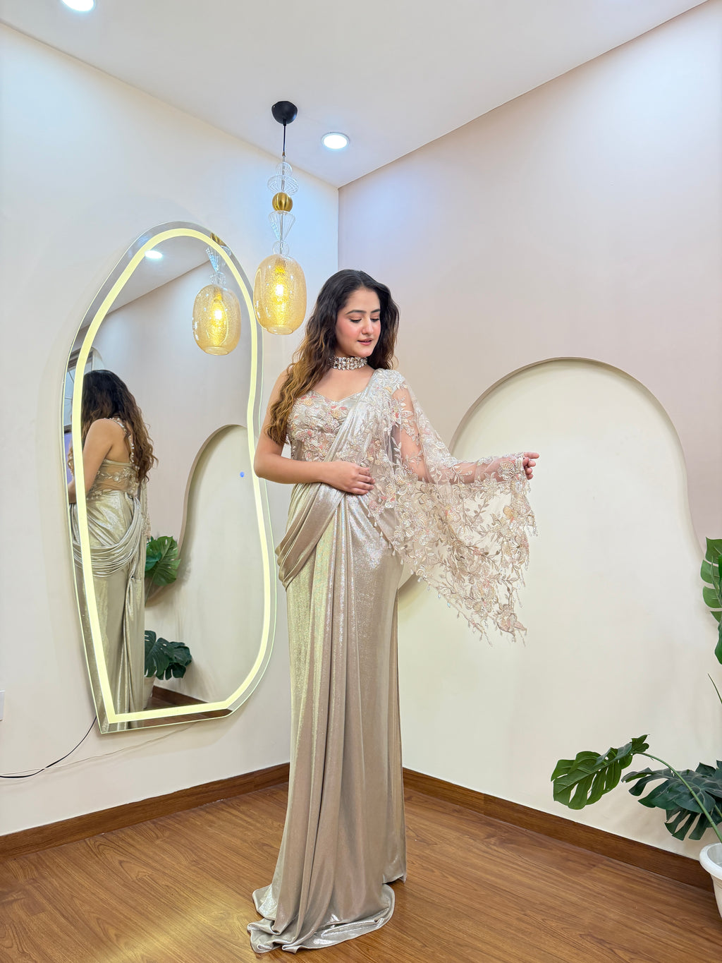 E86 AARFA REGAL DRAPE SAREE
