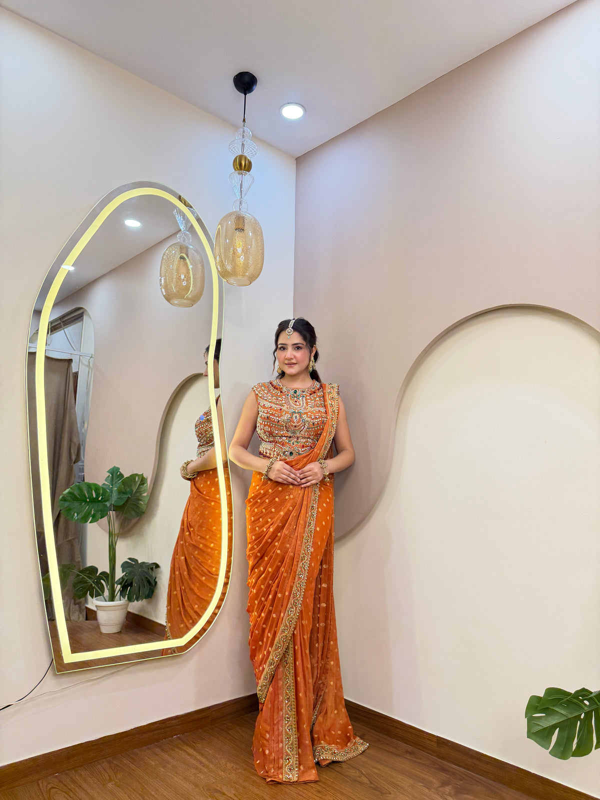 E423 AARFA REGAL DRAPE SAREE