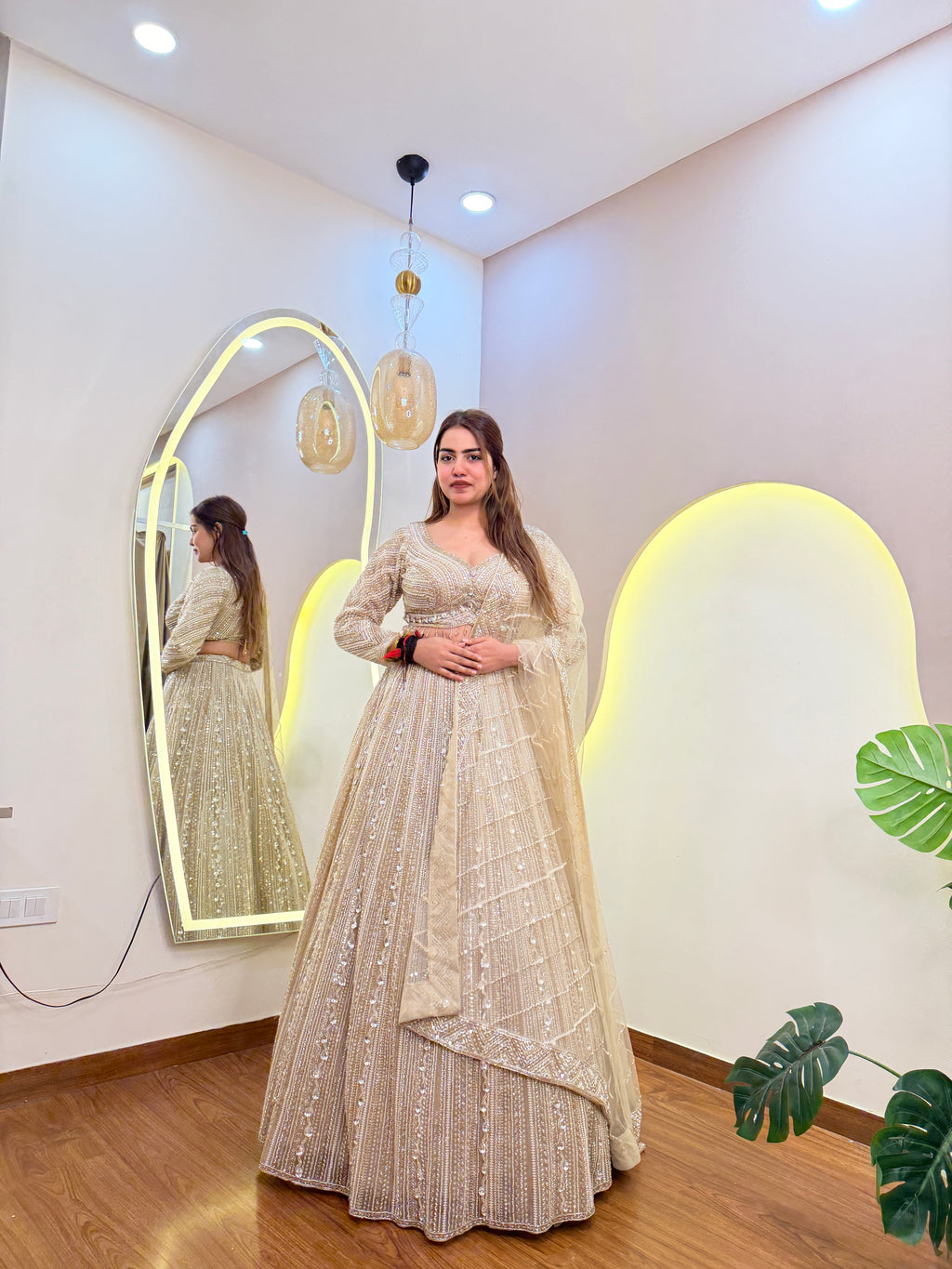 E665 AARFA REGAL LEHENGA