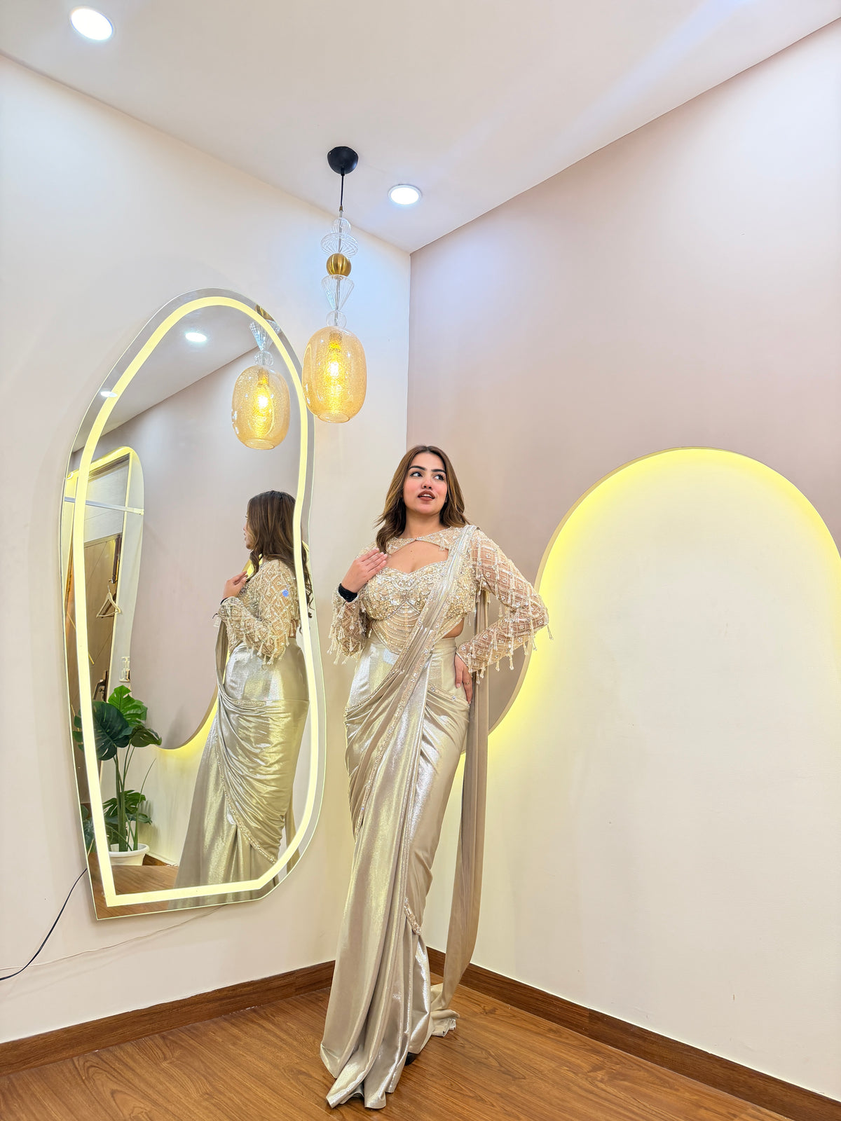 E696 AARFA REGAL DRAPE SAREE