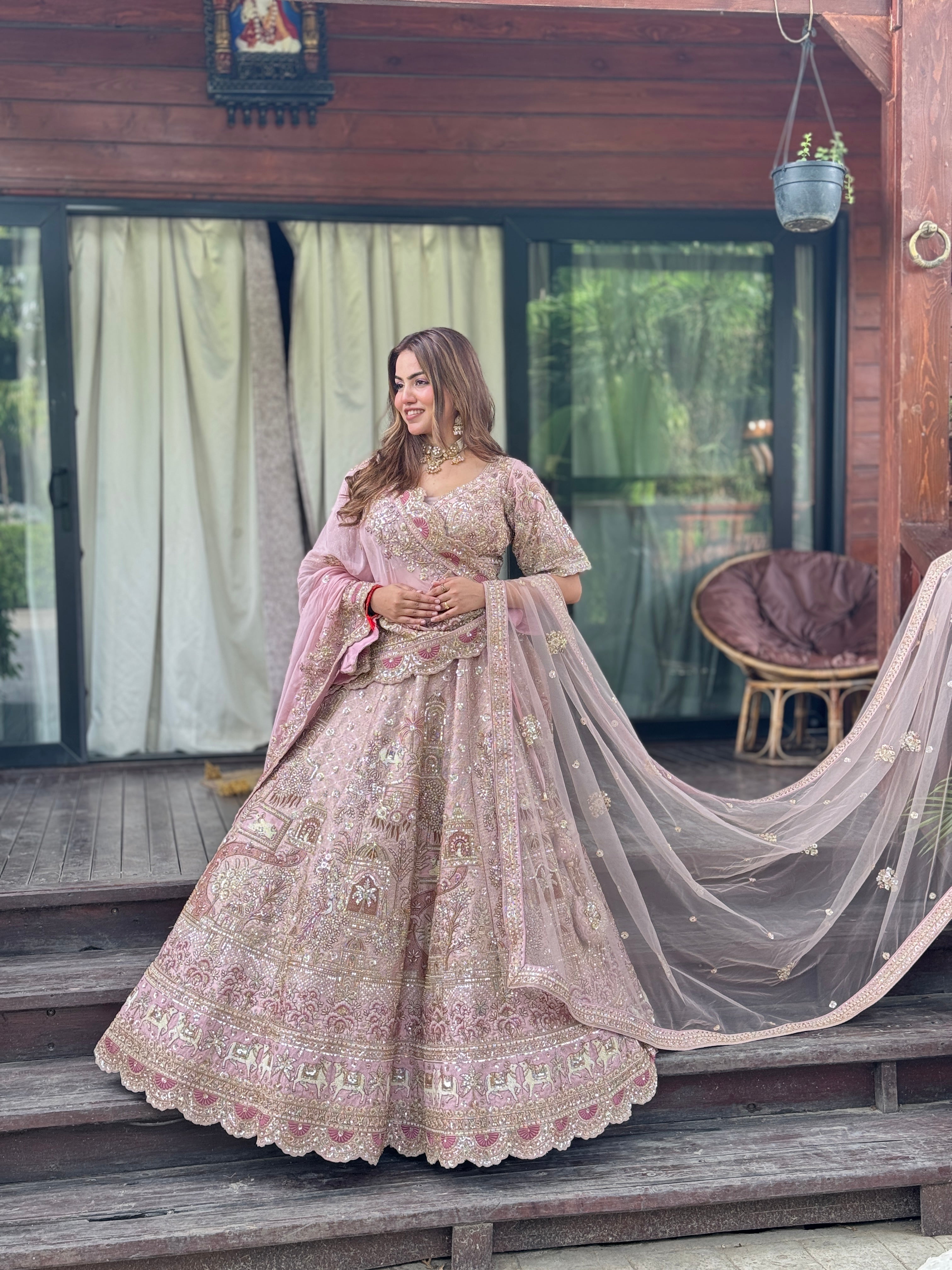 E310 AARFA REGAL LEHENGA