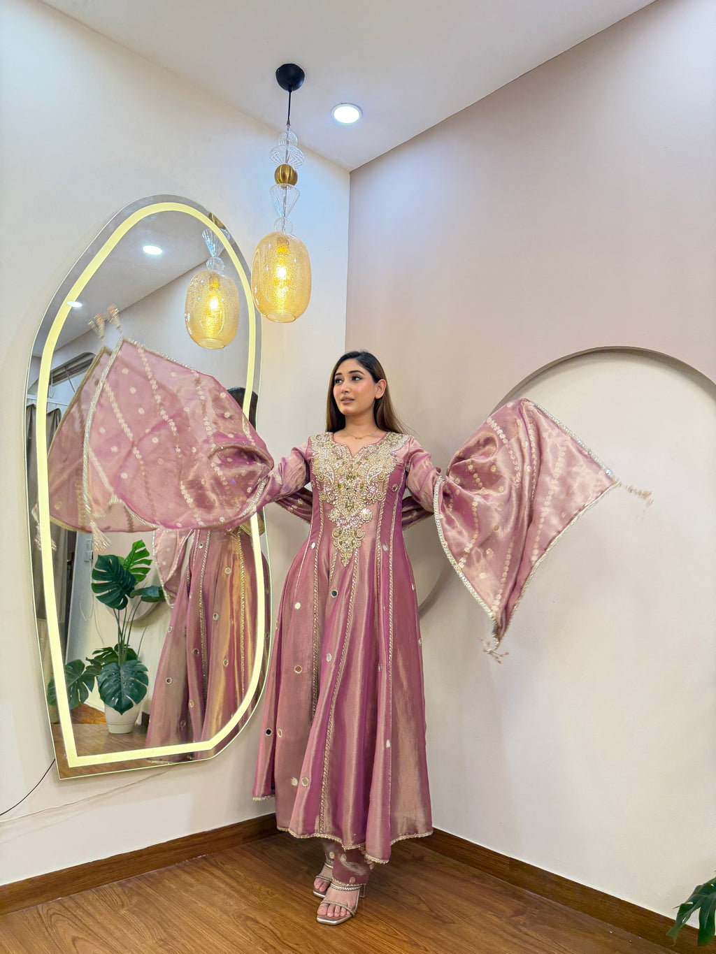 E462 ANARKALI SUIT