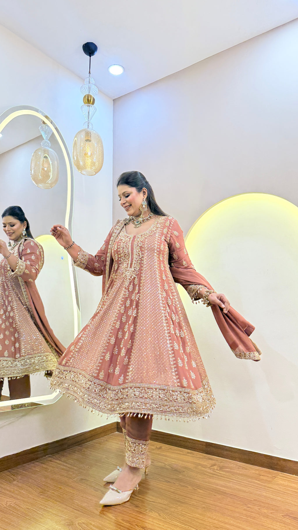 E943 PREMIUM ANARKALI SUIT