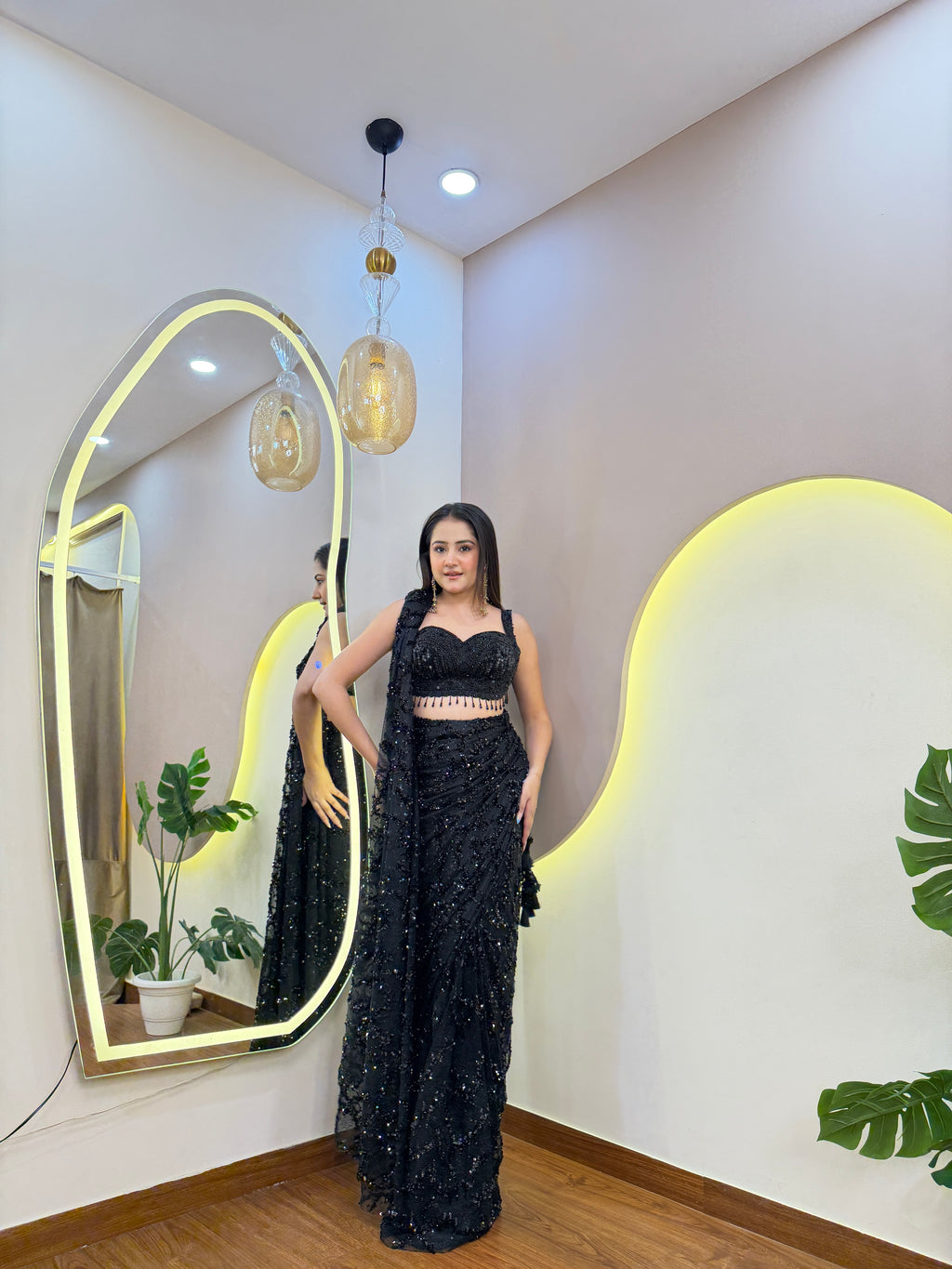 E608 AARFA REGAL DRAPE SAREE