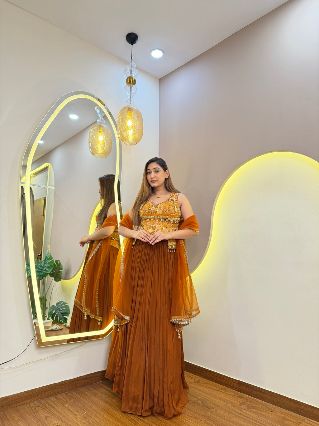E714 LEHENGA CHOLI