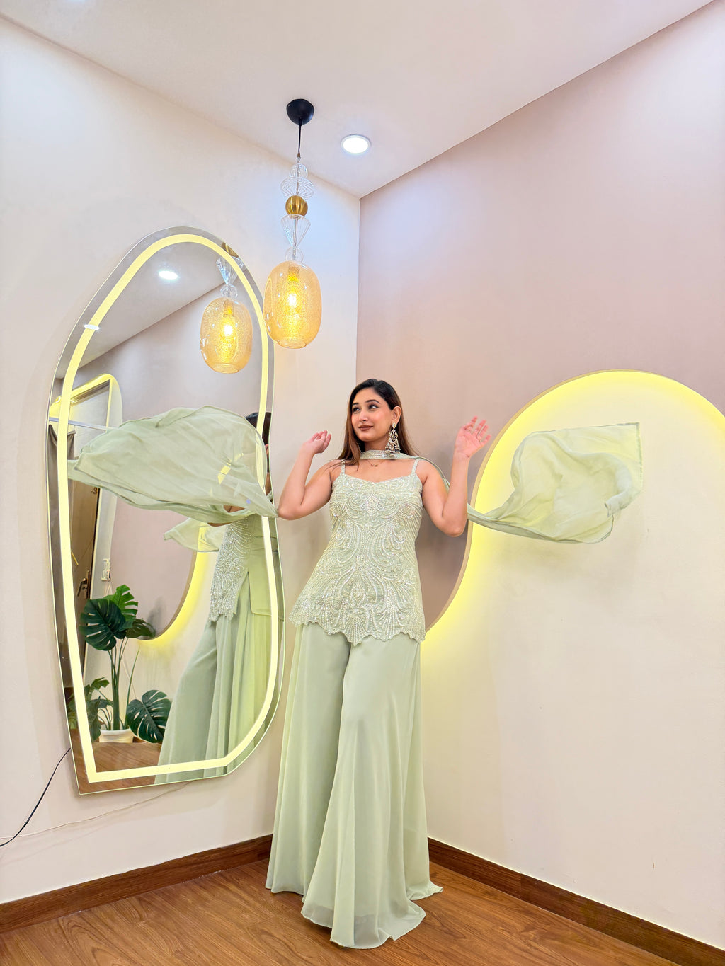 E44 3PC SHARARA SET