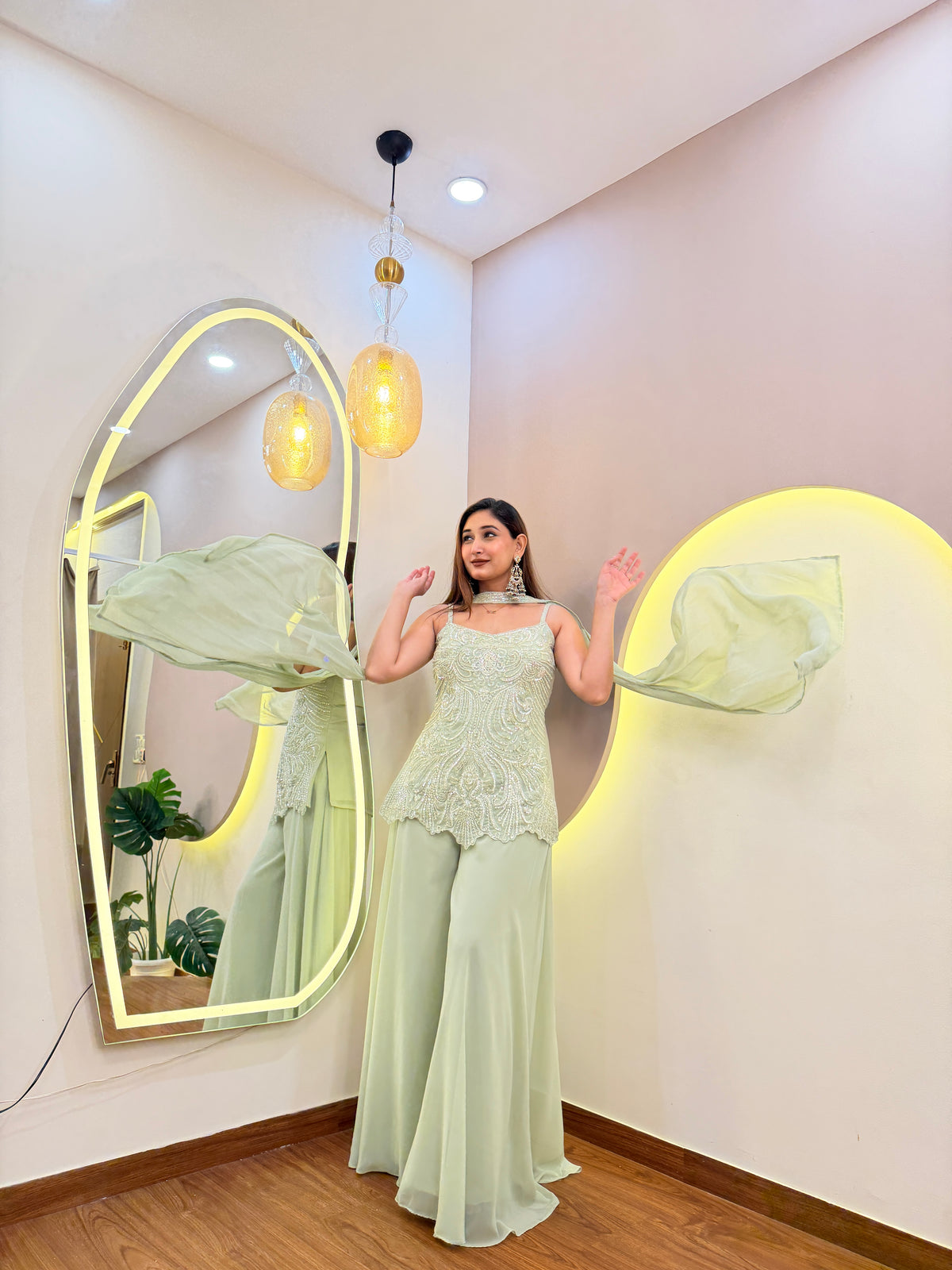 E44 3PC SHARARA SET