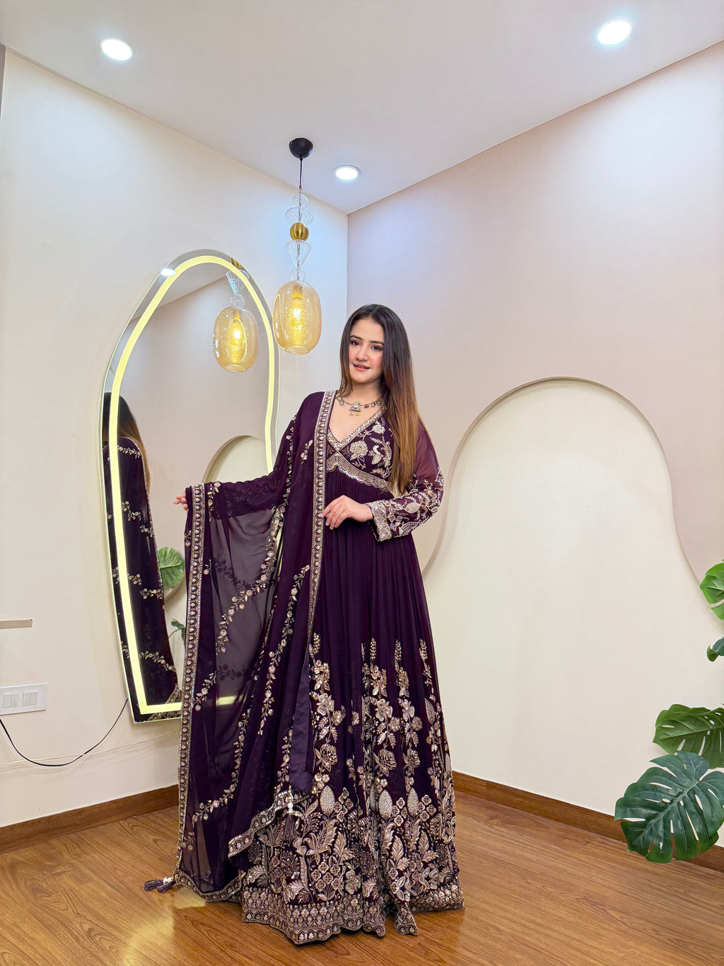E345 AARFA REGAL ANARKALI