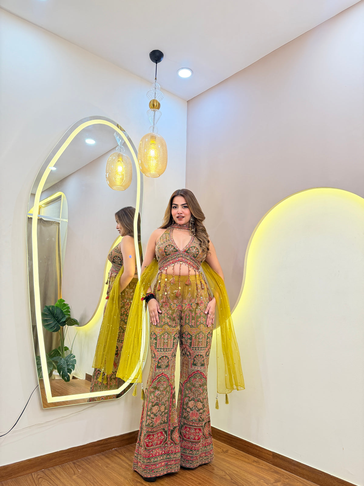 E646 CROP TOP SHARARA SET