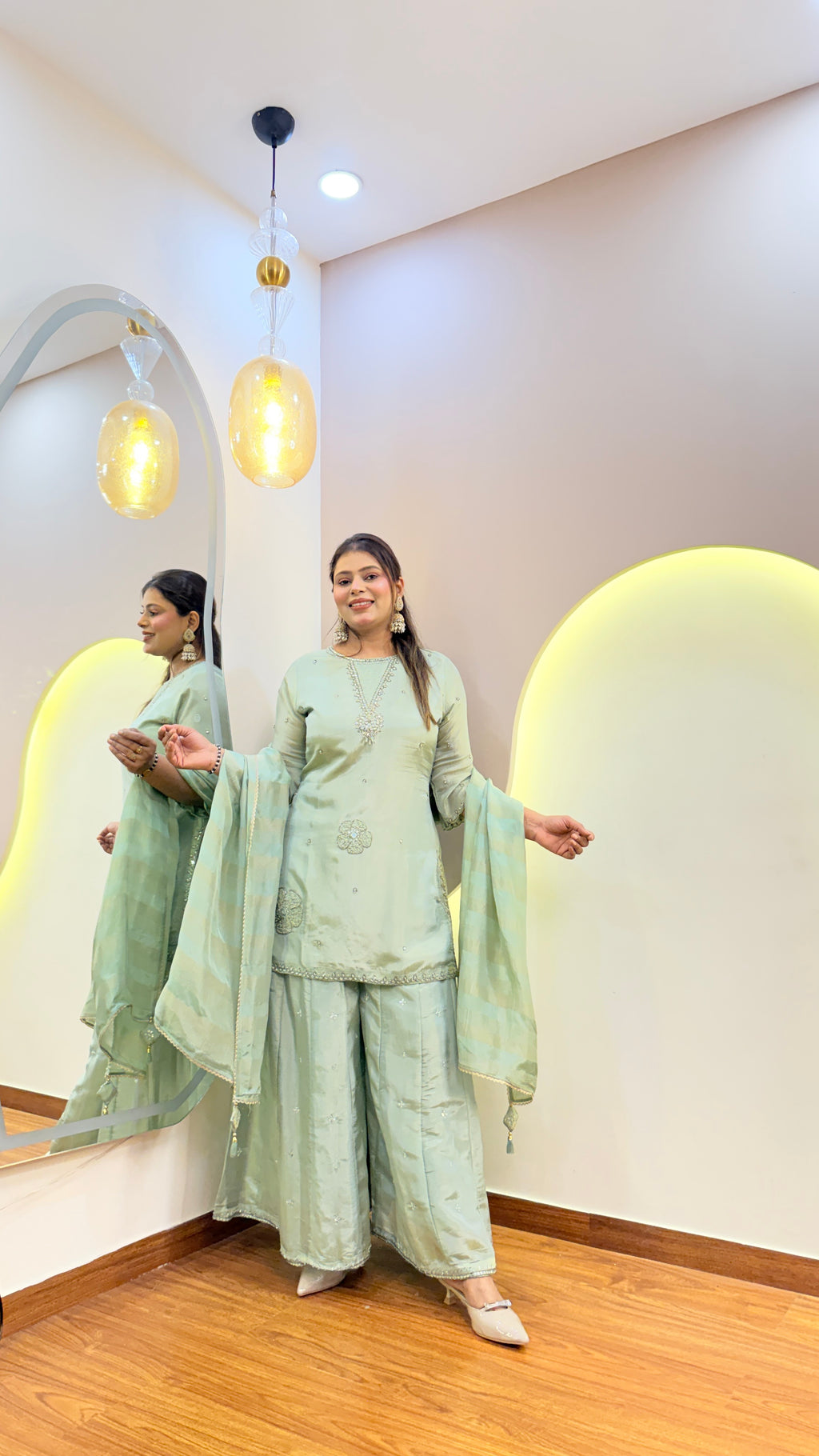 E136 3PC SHARARA SUIT