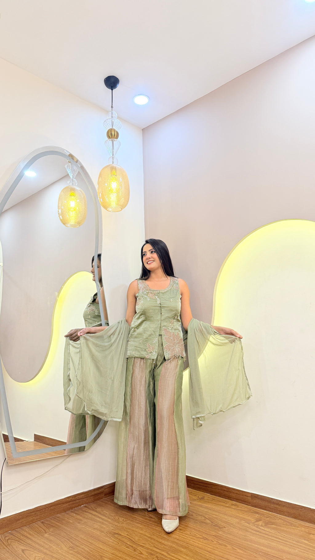 E852 3PC SHARARA SET