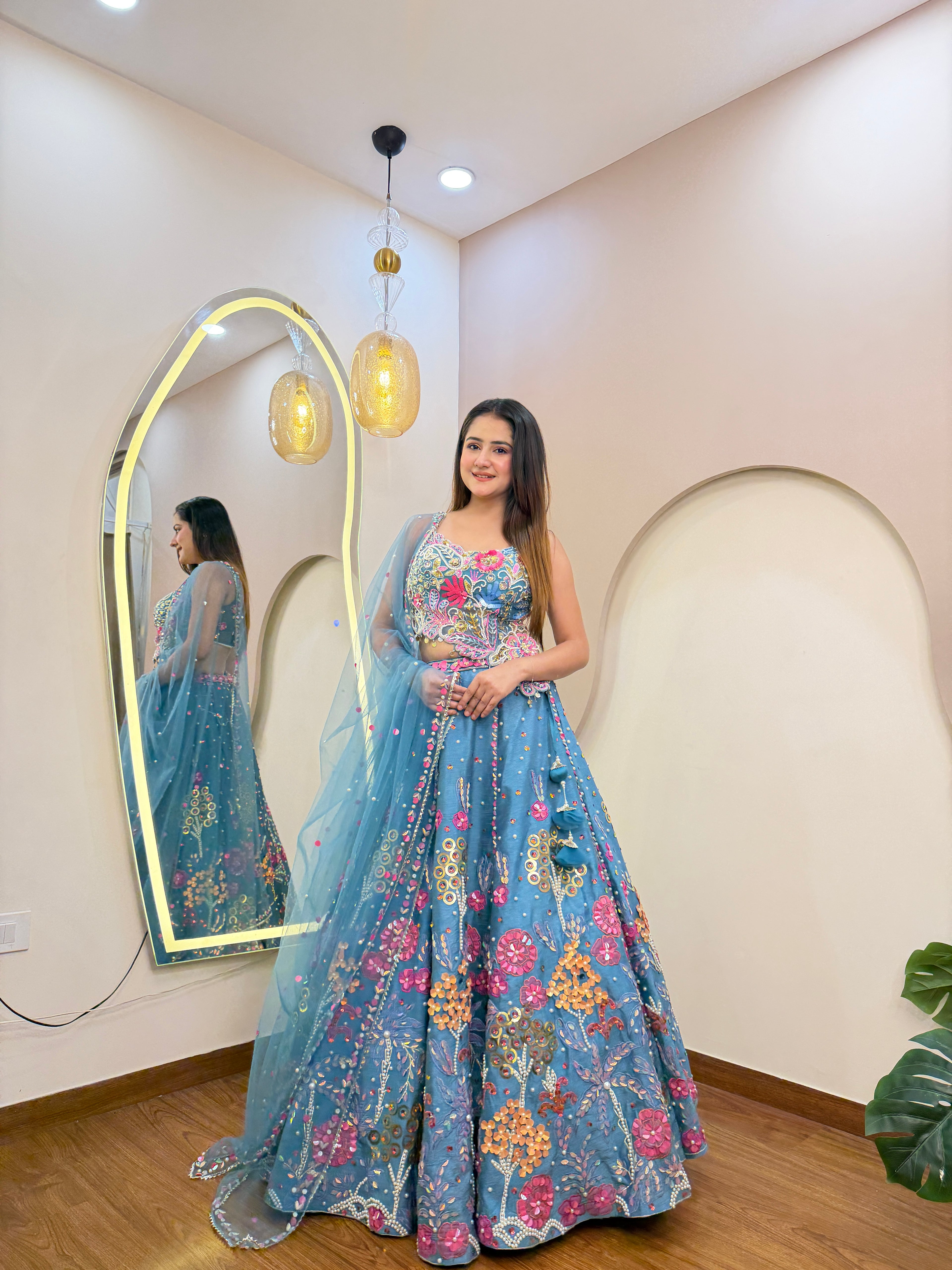 E377 AARFA REGAL LEHENGA