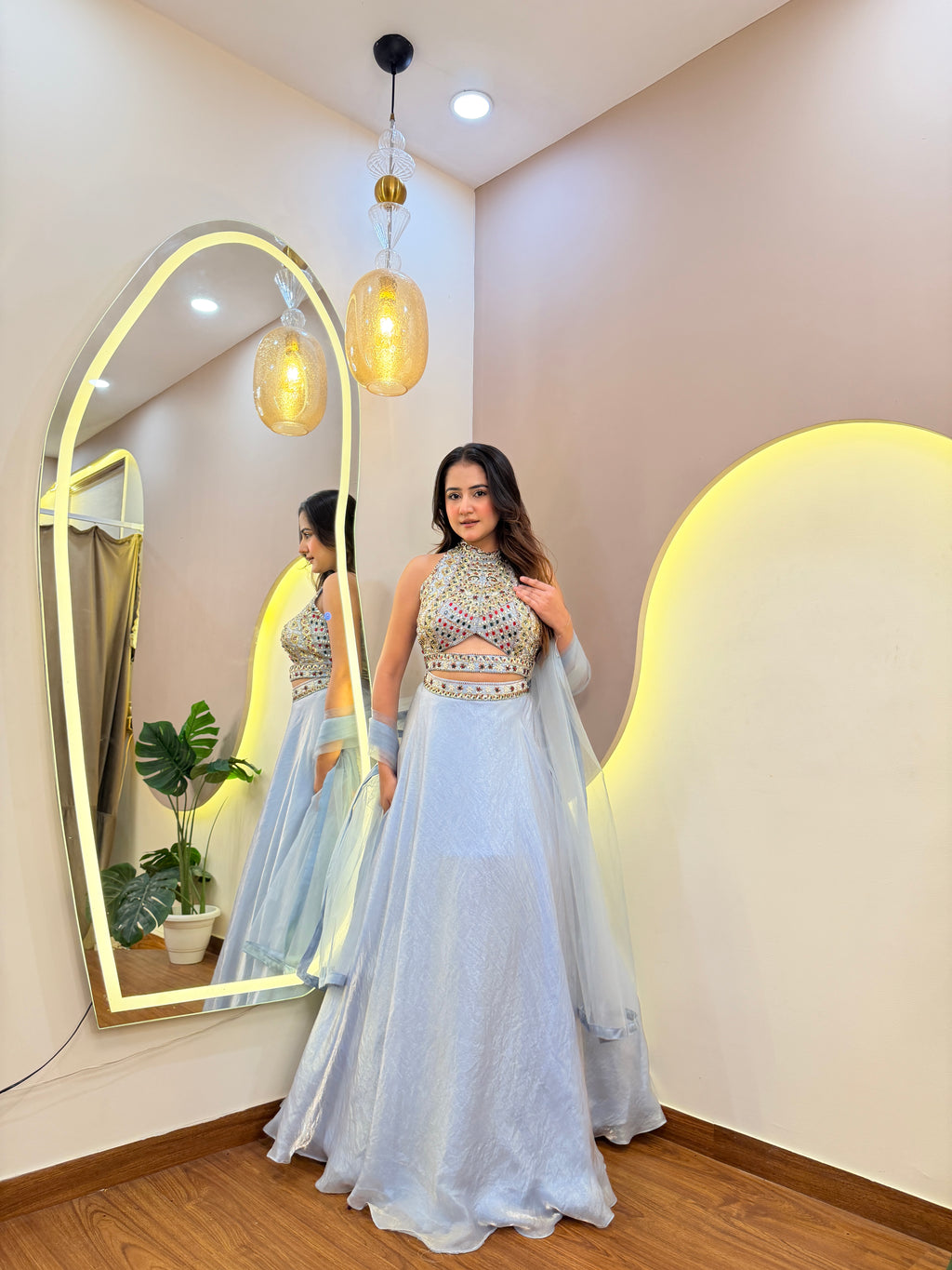 E270 3PC LEHENGA WITH CHOLI