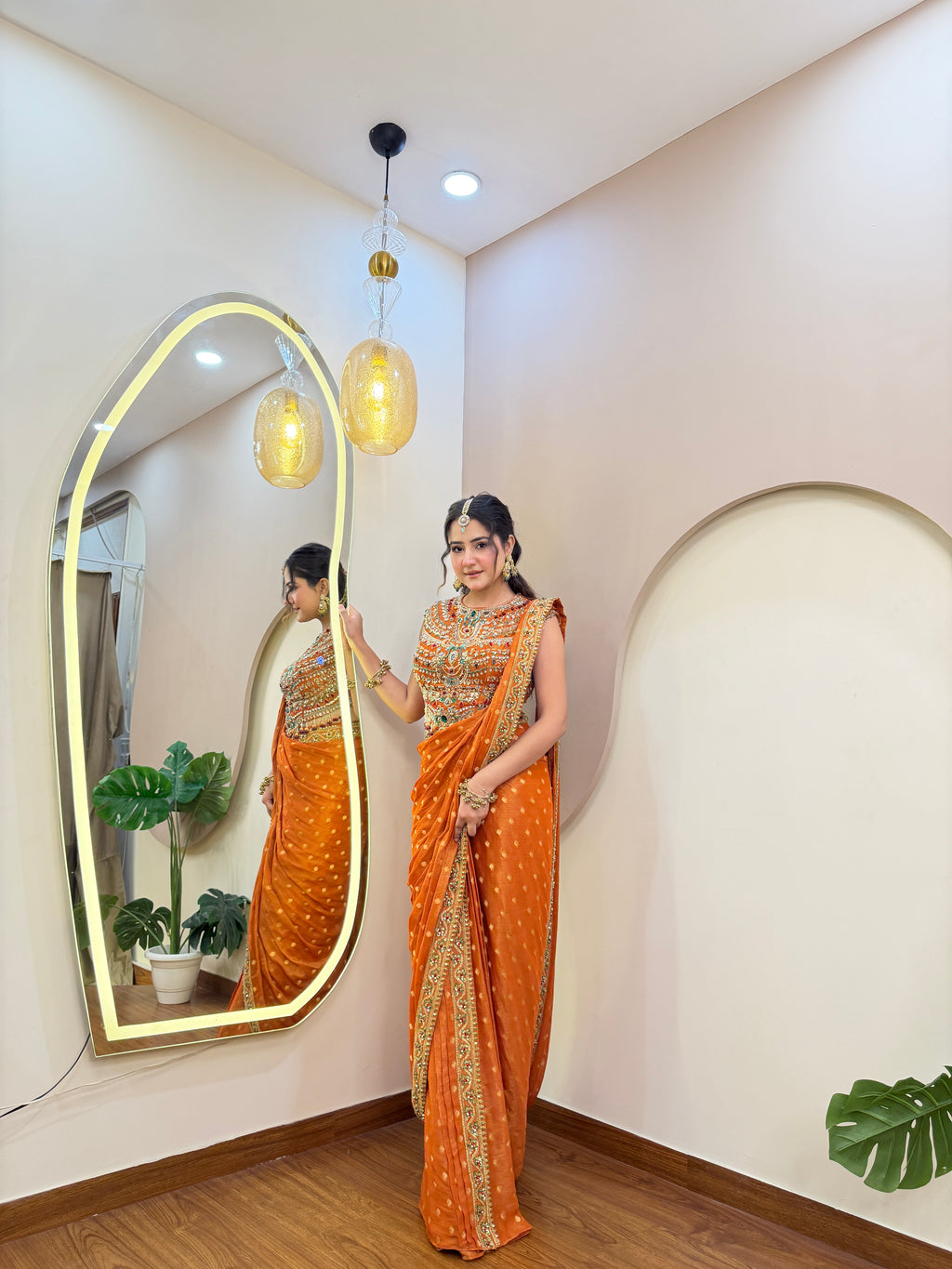 E423 AARFA REGAL DRAPE SAREE