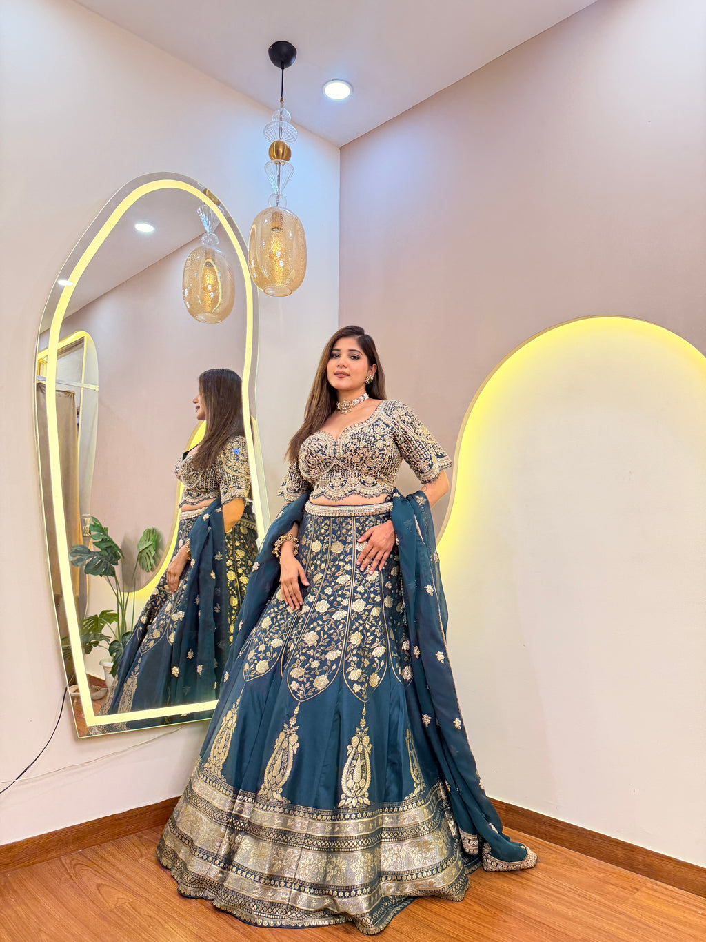 E709 LEHENGA
