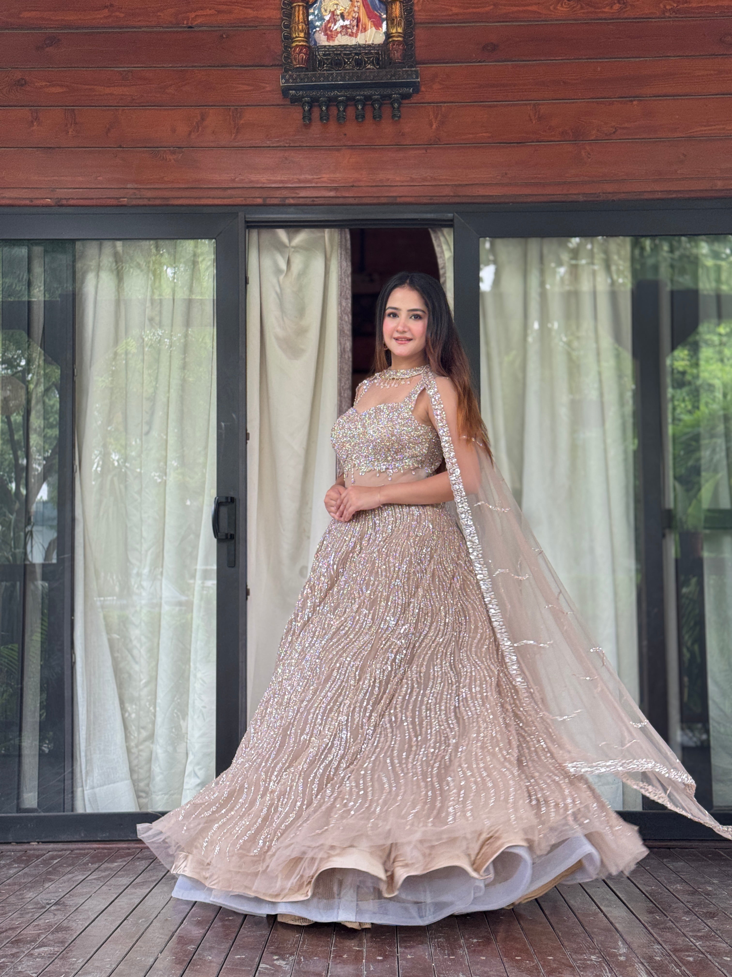 E292 AARFA REGAL GOWN
