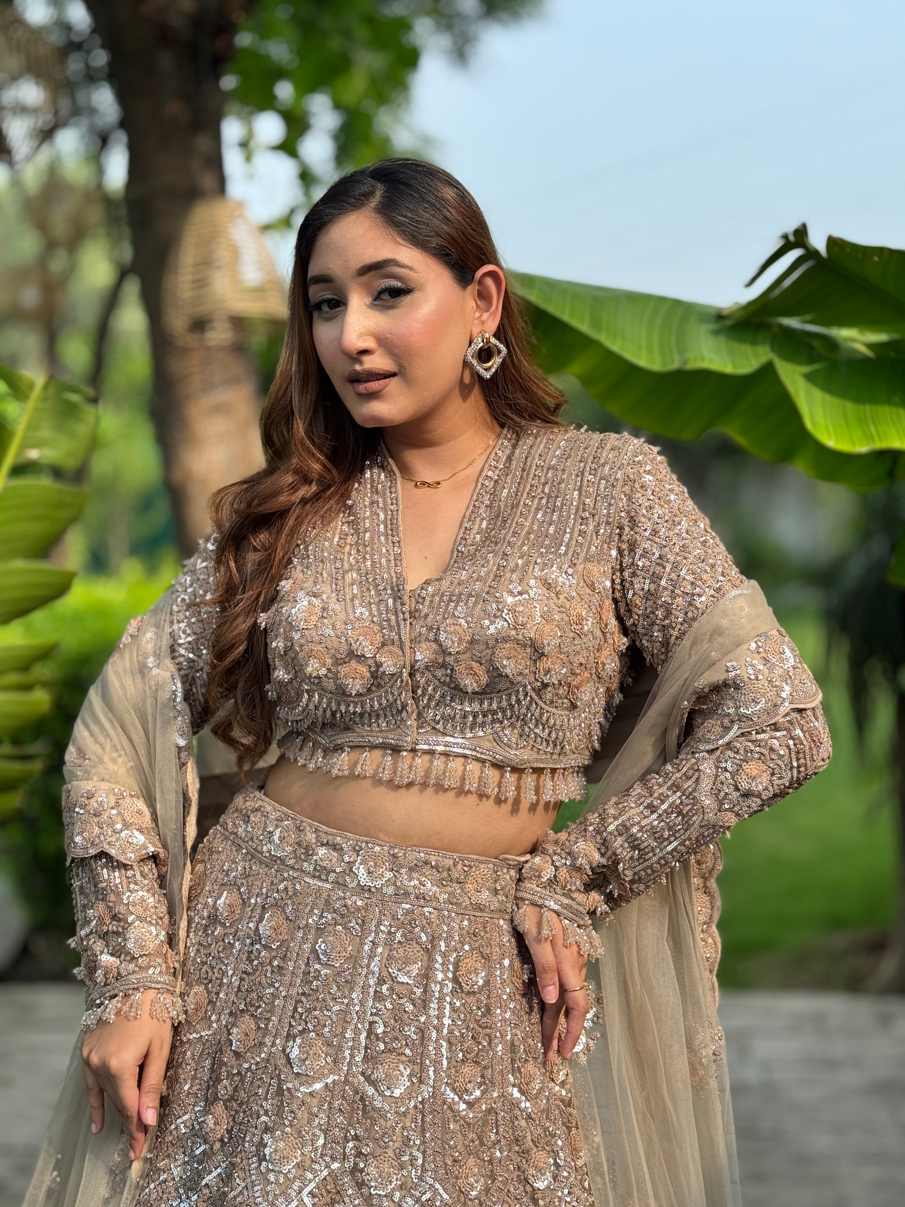E426 AARFA REGAL LEHENGA