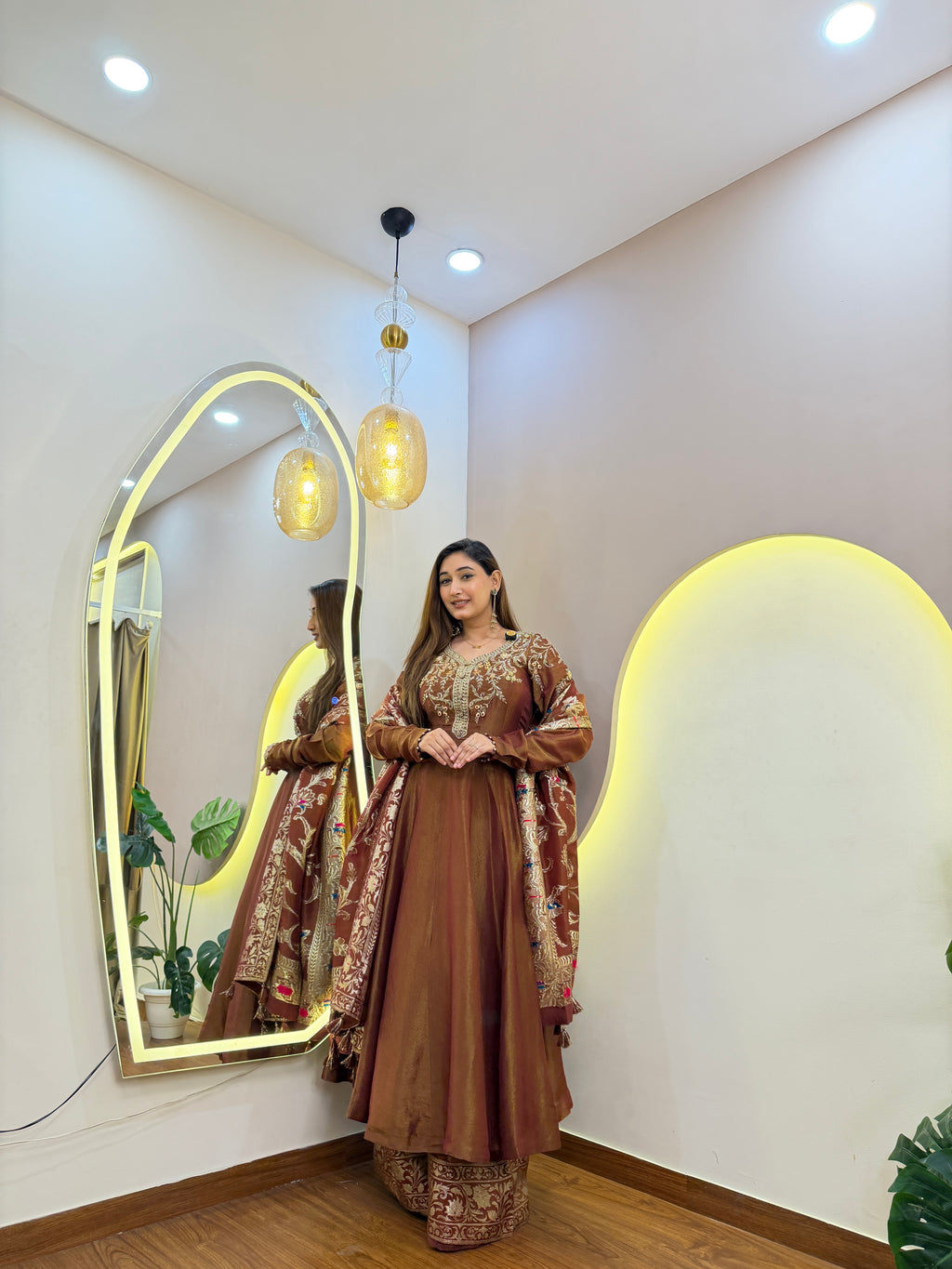 E916 3PC ANARKALI SUIT