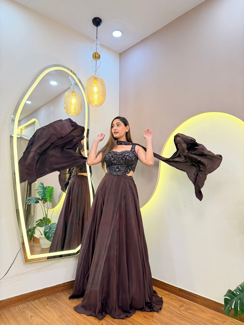 D713  LEHNGA CHOLI