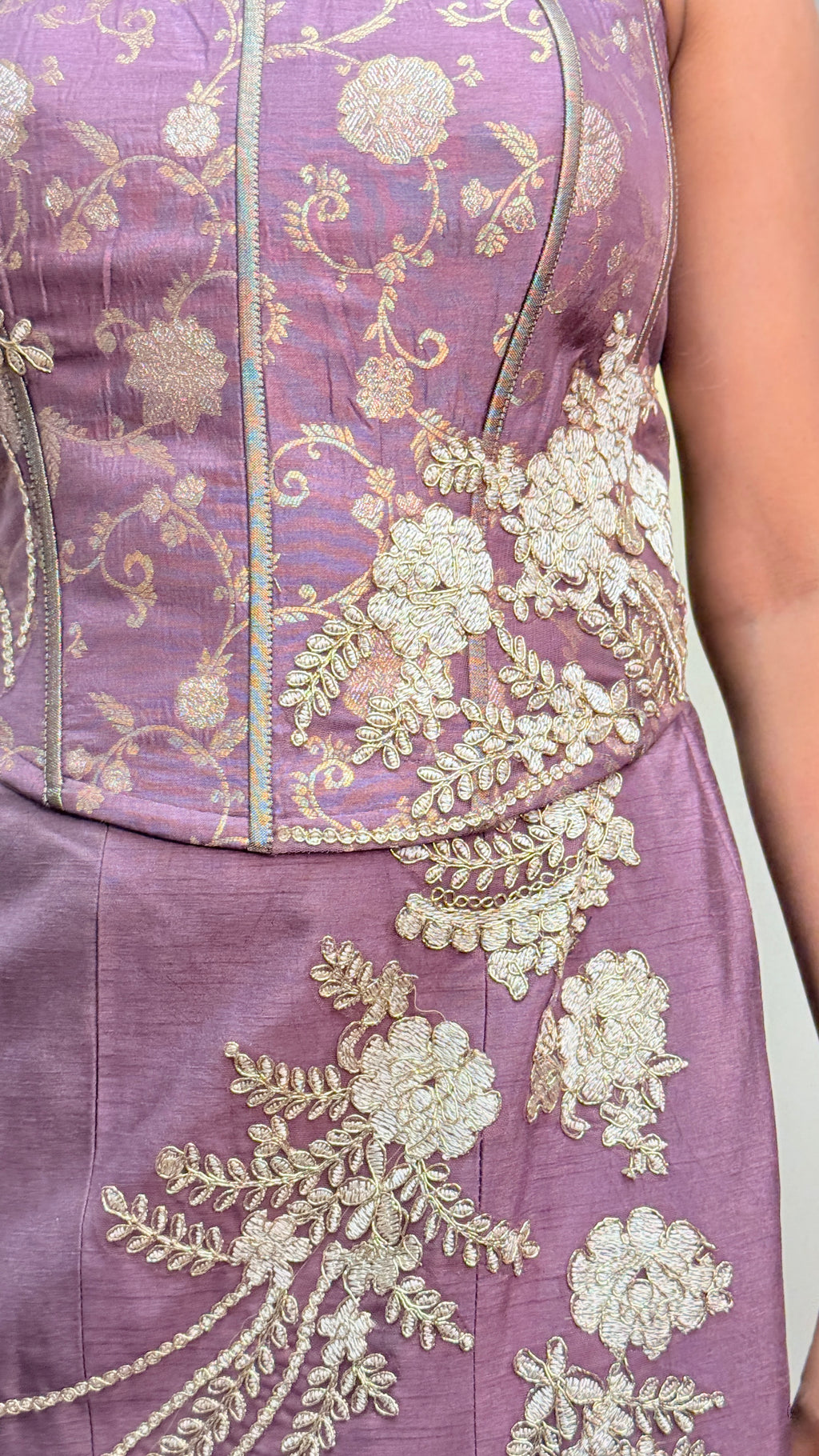 F64 CROP TOP LEHENGA