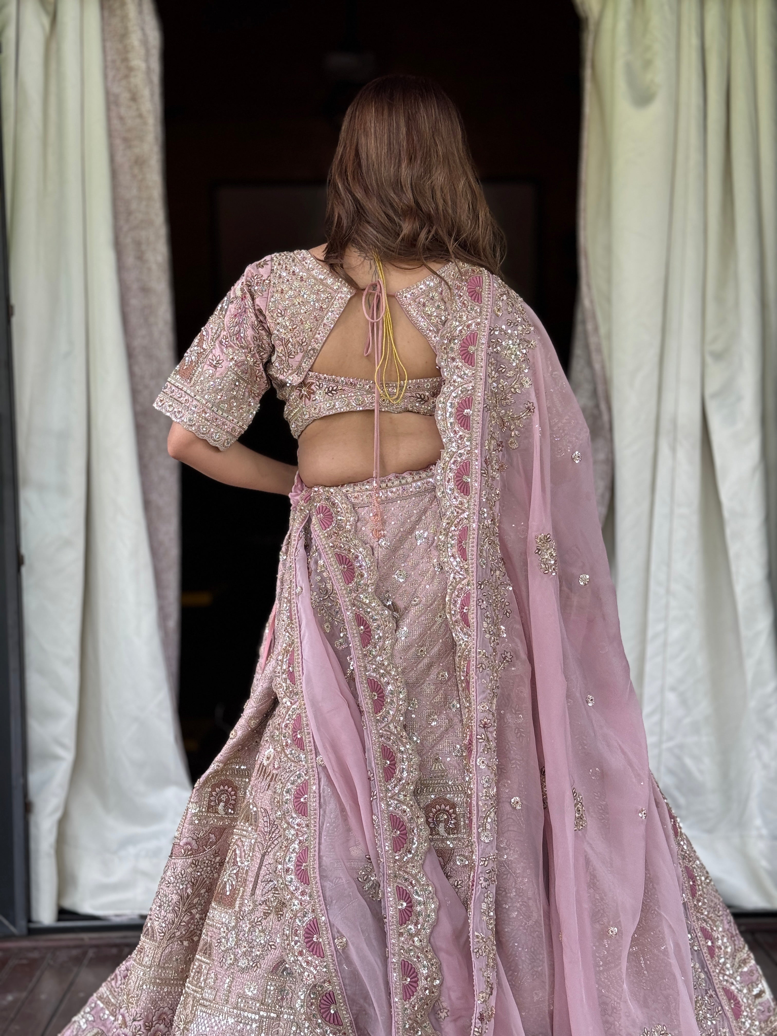 E310 AARFA REGAL LEHENGA
